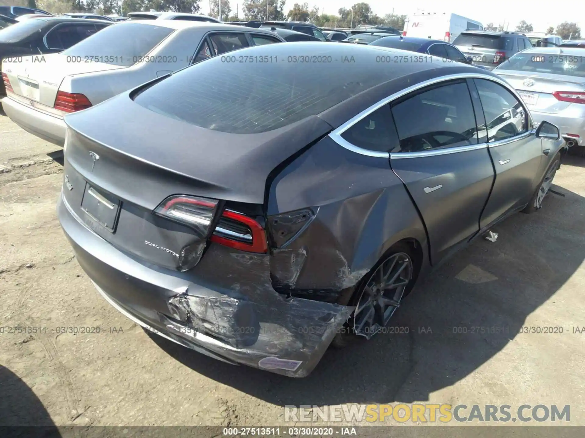 4 Photograph of a damaged car 5YJ3E1EB7KF209934 TESLA MODEL 3 2019