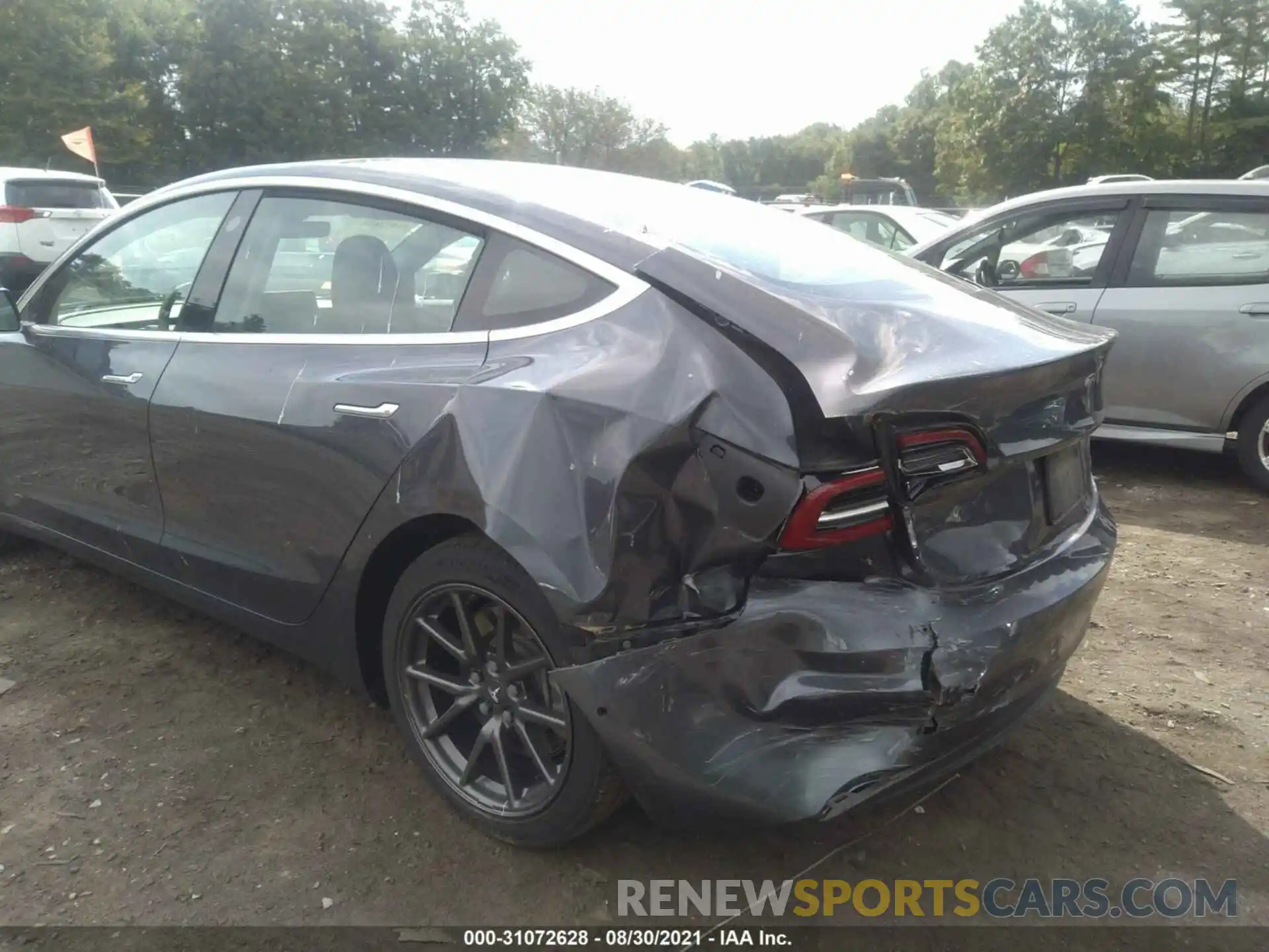 6 Photograph of a damaged car 5YJ3E1EB7KF210016 TESLA MODEL 3 2019