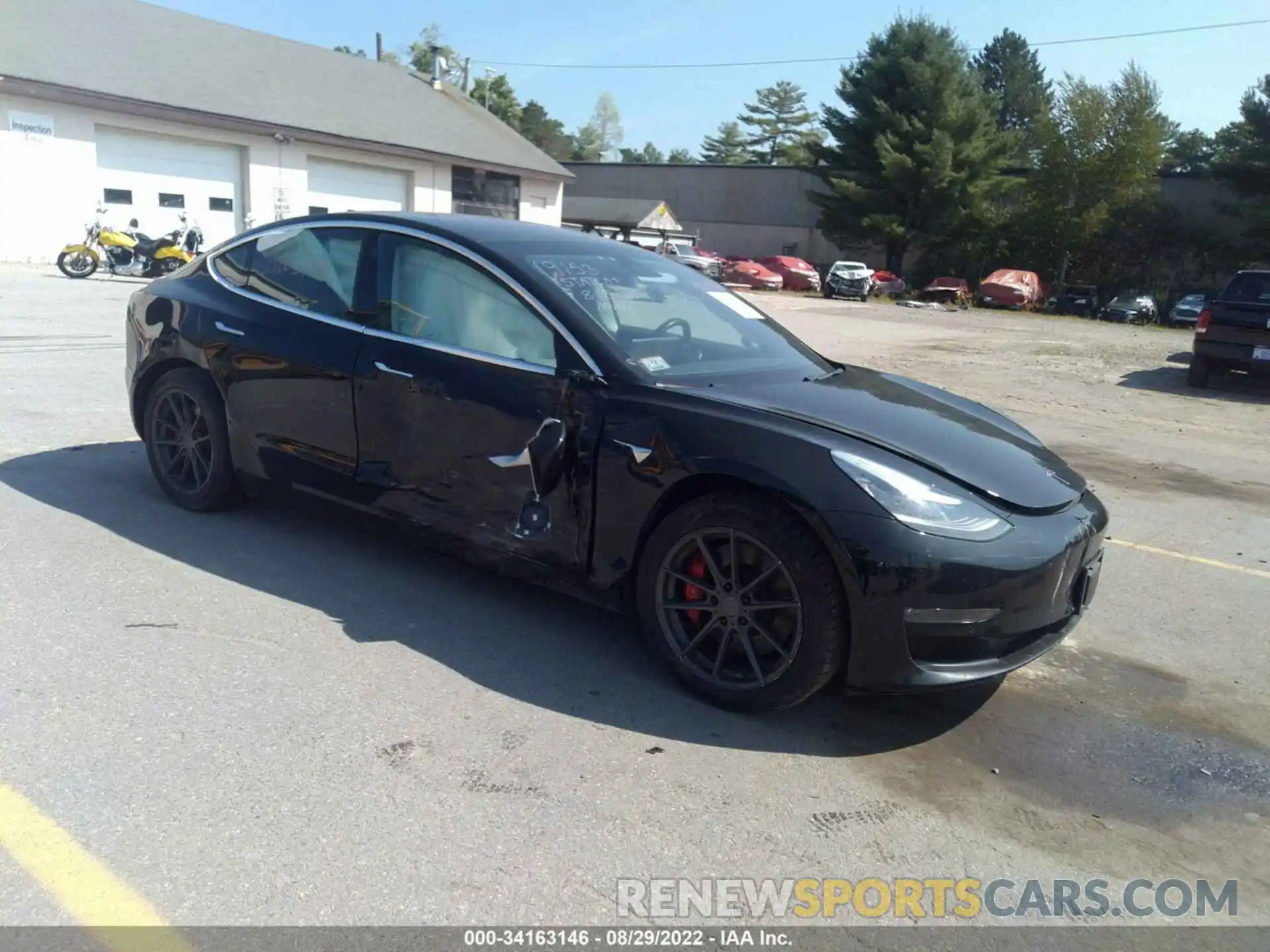 1 Photograph of a damaged car 5YJ3E1EB7KF213966 TESLA MODEL 3 2019