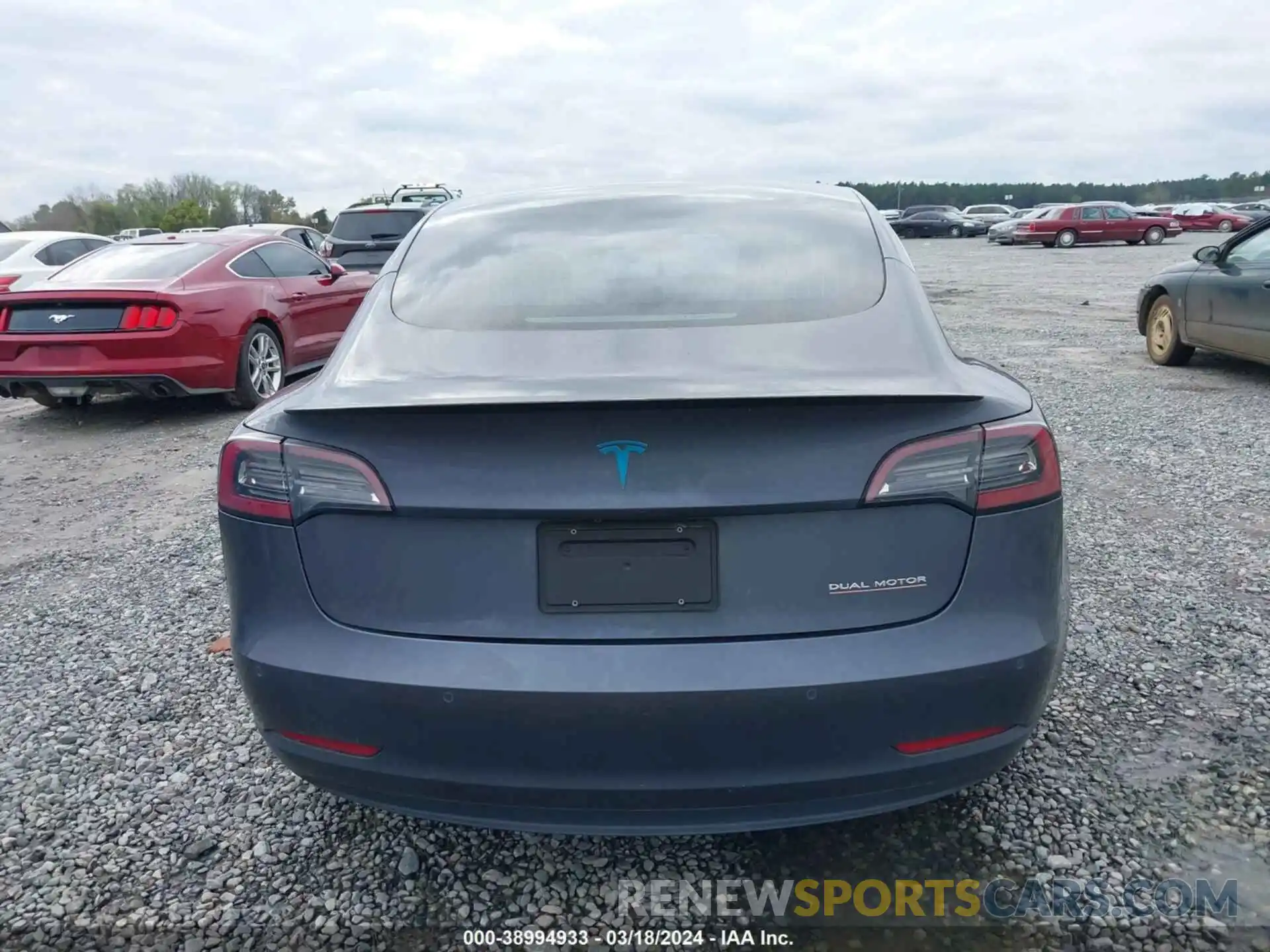 16 Photograph of a damaged car 5YJ3E1EB7KF214082 TESLA MODEL 3 2019