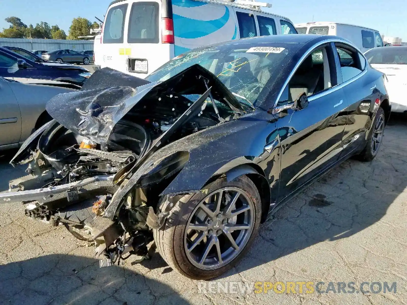 2 Фотография поврежденного автомобиля 5YJ3E1EB7KF385043 TESLA MODEL 3 2019