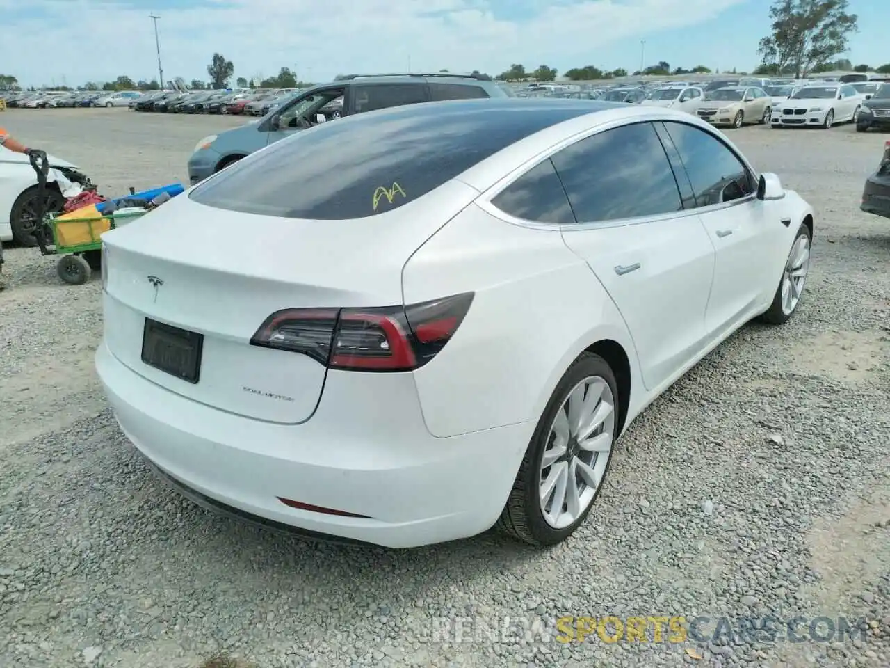 4 Фотография поврежденного автомобиля 5YJ3E1EB7KF390341 TESLA MODEL 3 2019