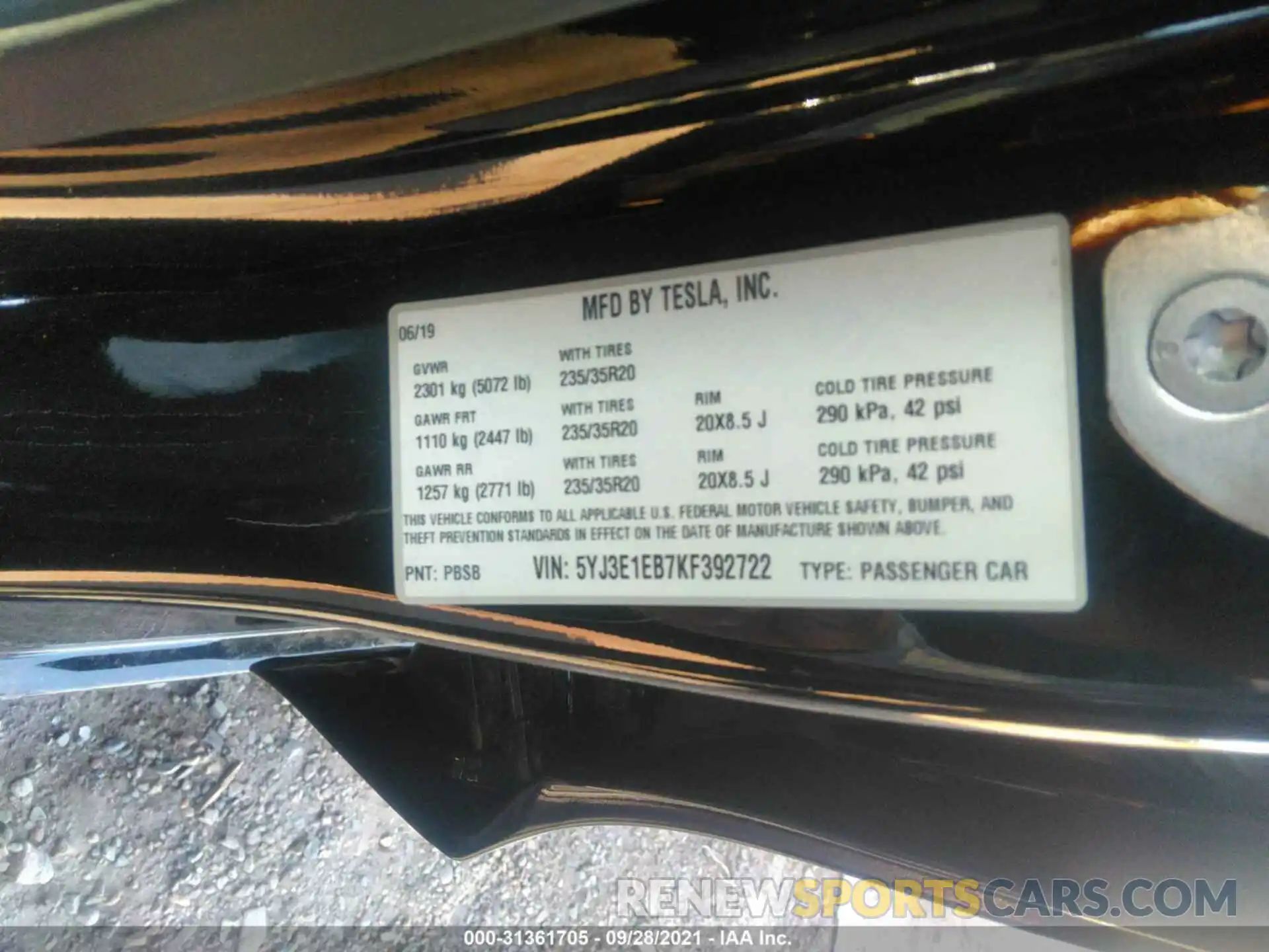 9 Photograph of a damaged car 5YJ3E1EB7KF392722 TESLA MODEL 3 2019