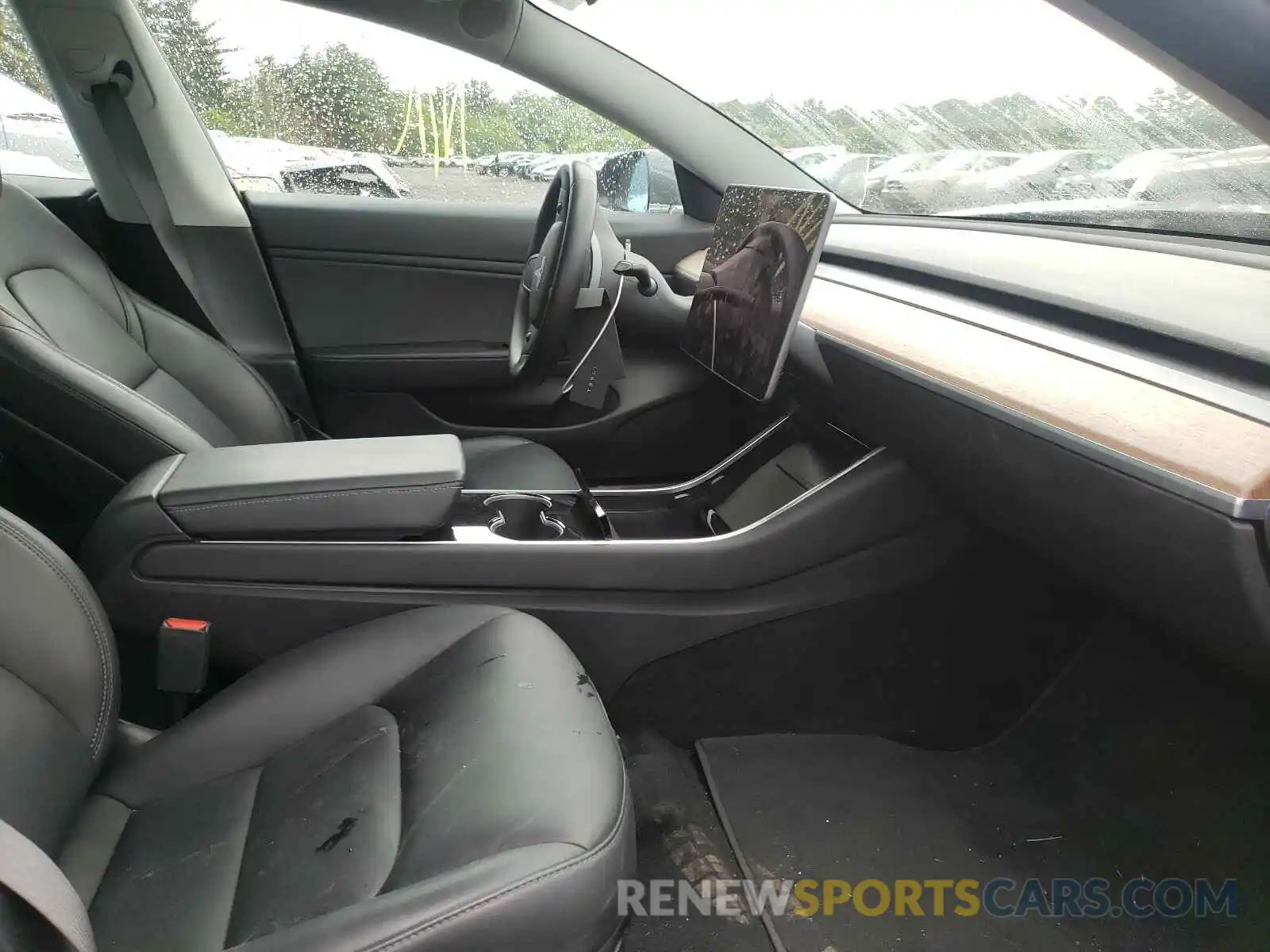 5 Photograph of a damaged car 5YJ3E1EB7KF413472 TESLA MODEL 3 2019