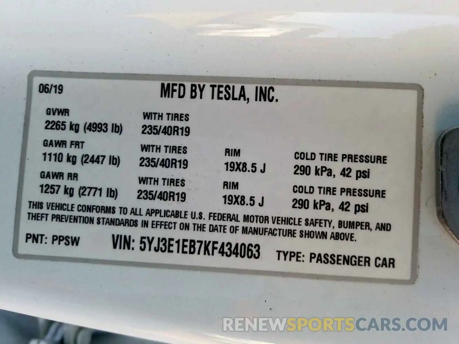 10 Photograph of a damaged car 5YJ3E1EB7KF434063 TESLA MODEL 3 2019