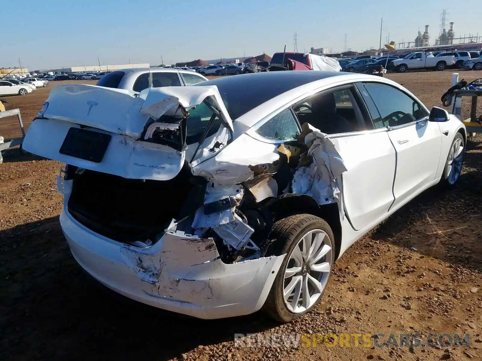 4 Photograph of a damaged car 5YJ3E1EB7KF434063 TESLA MODEL 3 2019