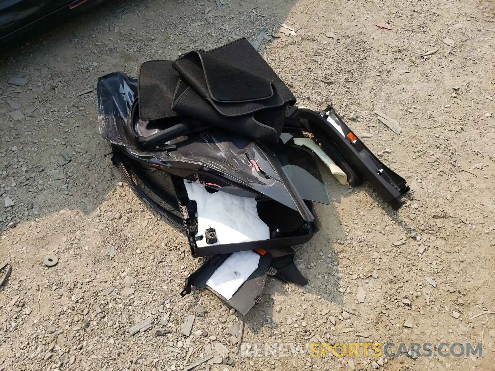 10 Photograph of a damaged car 5YJ3E1EB7KF438811 TESLA MODEL 3 2019