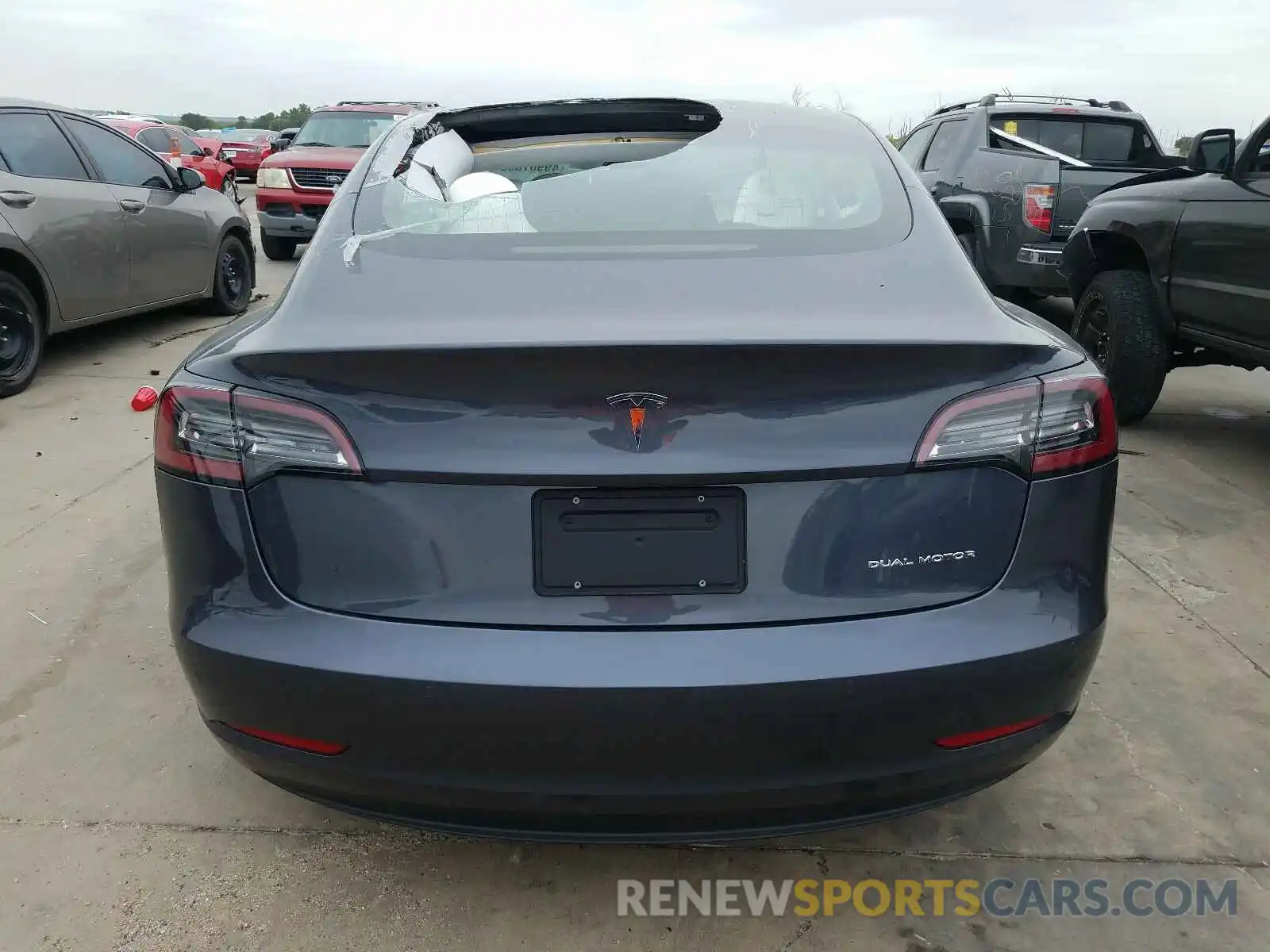 9 Photograph of a damaged car 5YJ3E1EB7KF450778 TESLA MODEL 3 2019