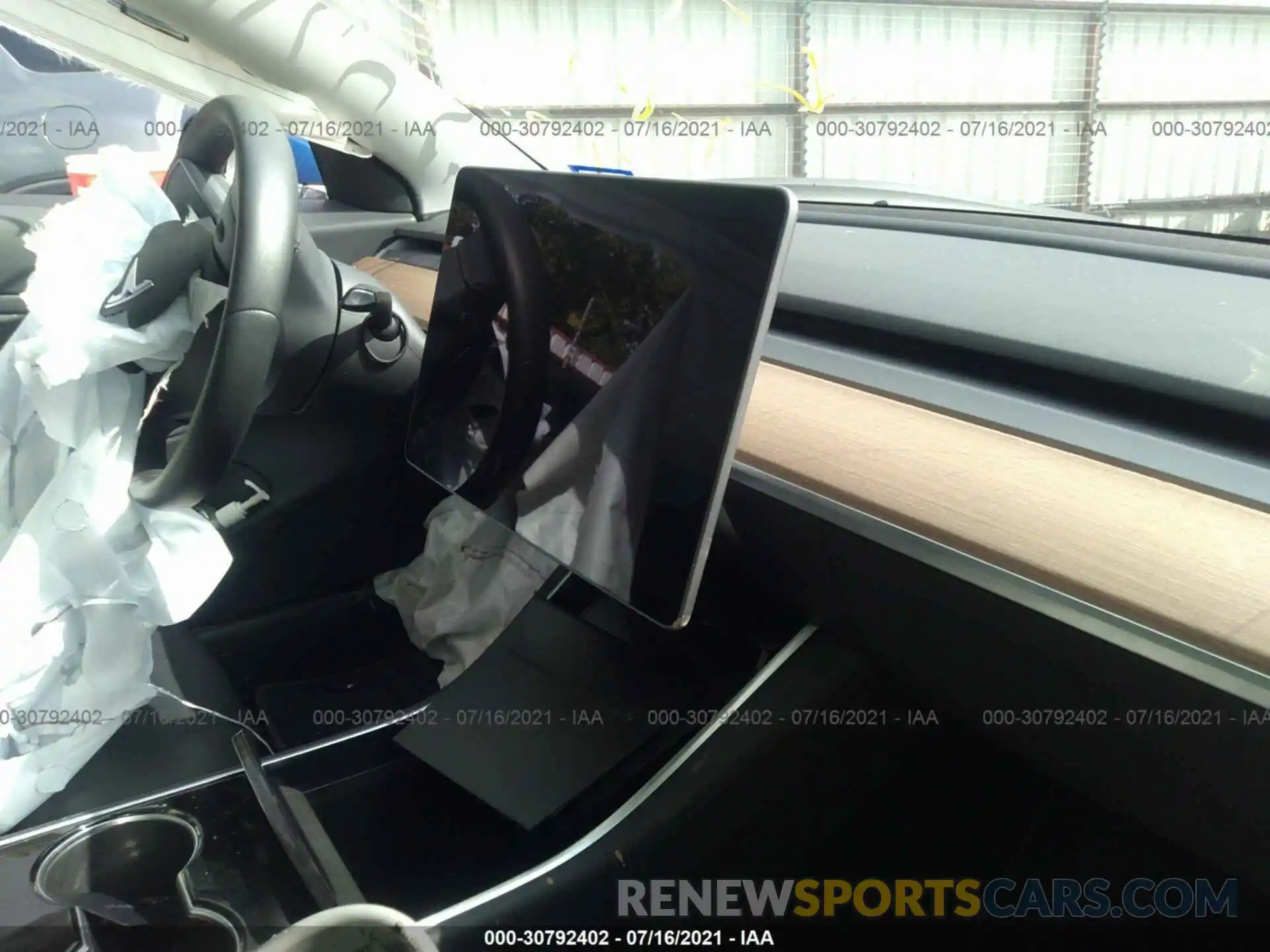 5 Photograph of a damaged car 5YJ3E1EB7KF452708 TESLA MODEL 3 2019