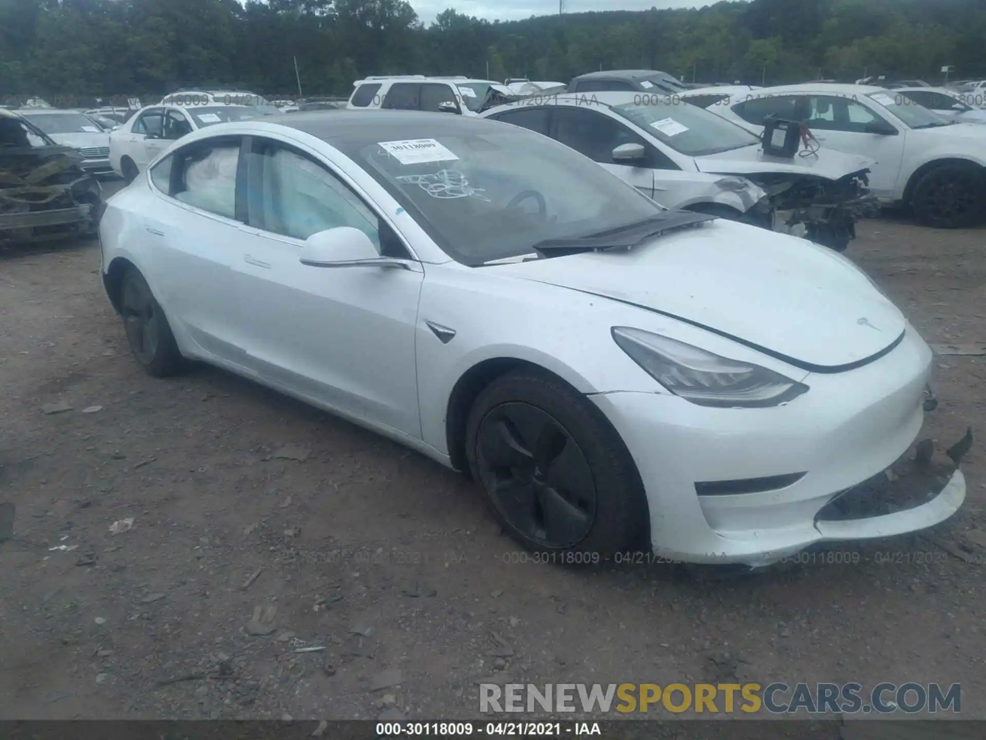 1 Photograph of a damaged car 5YJ3E1EB7KF452935 TESLA MODEL 3 2019