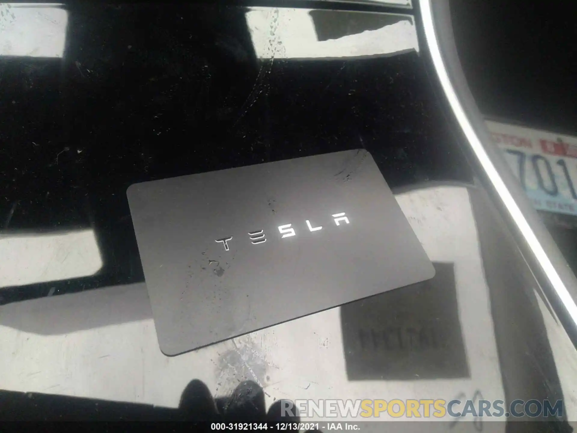 11 Photograph of a damaged car 5YJ3E1EB7KF453292 TESLA MODEL 3 2019