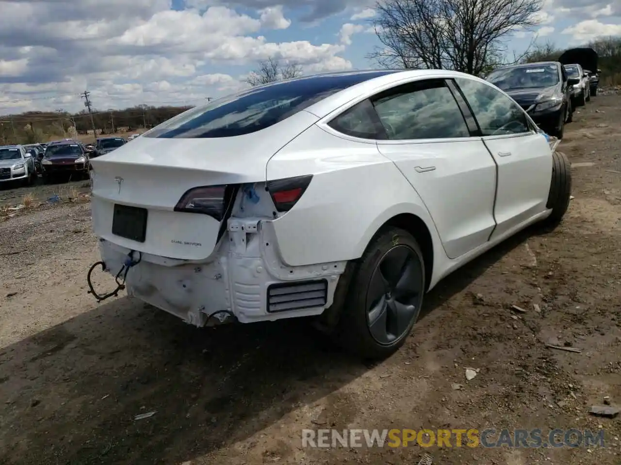 4 Photograph of a damaged car 5YJ3E1EB7KF469184 TESLA MODEL 3 2019