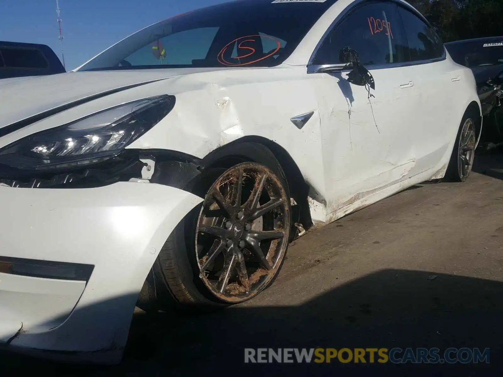 9 Photograph of a damaged car 5YJ3E1EB7KF469881 TESLA MODEL 3 2019