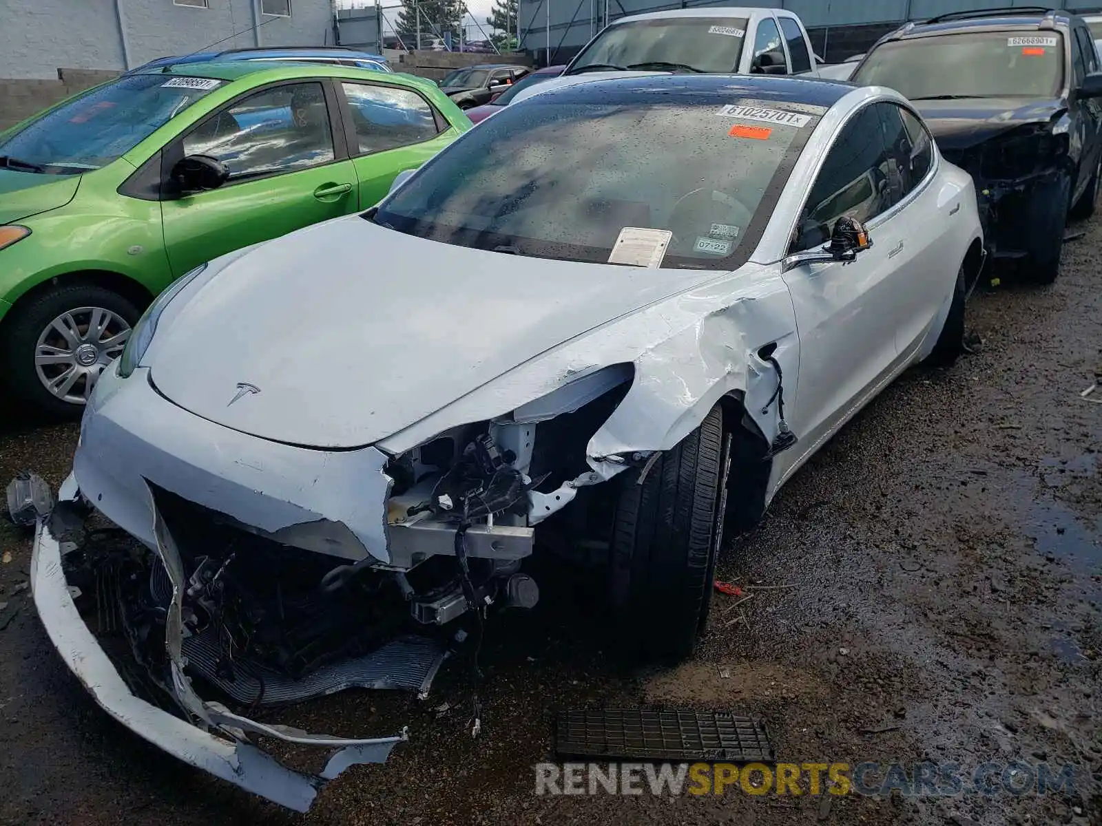 2 Photograph of a damaged car 5YJ3E1EB7KF469914 TESLA MODEL 3 2019