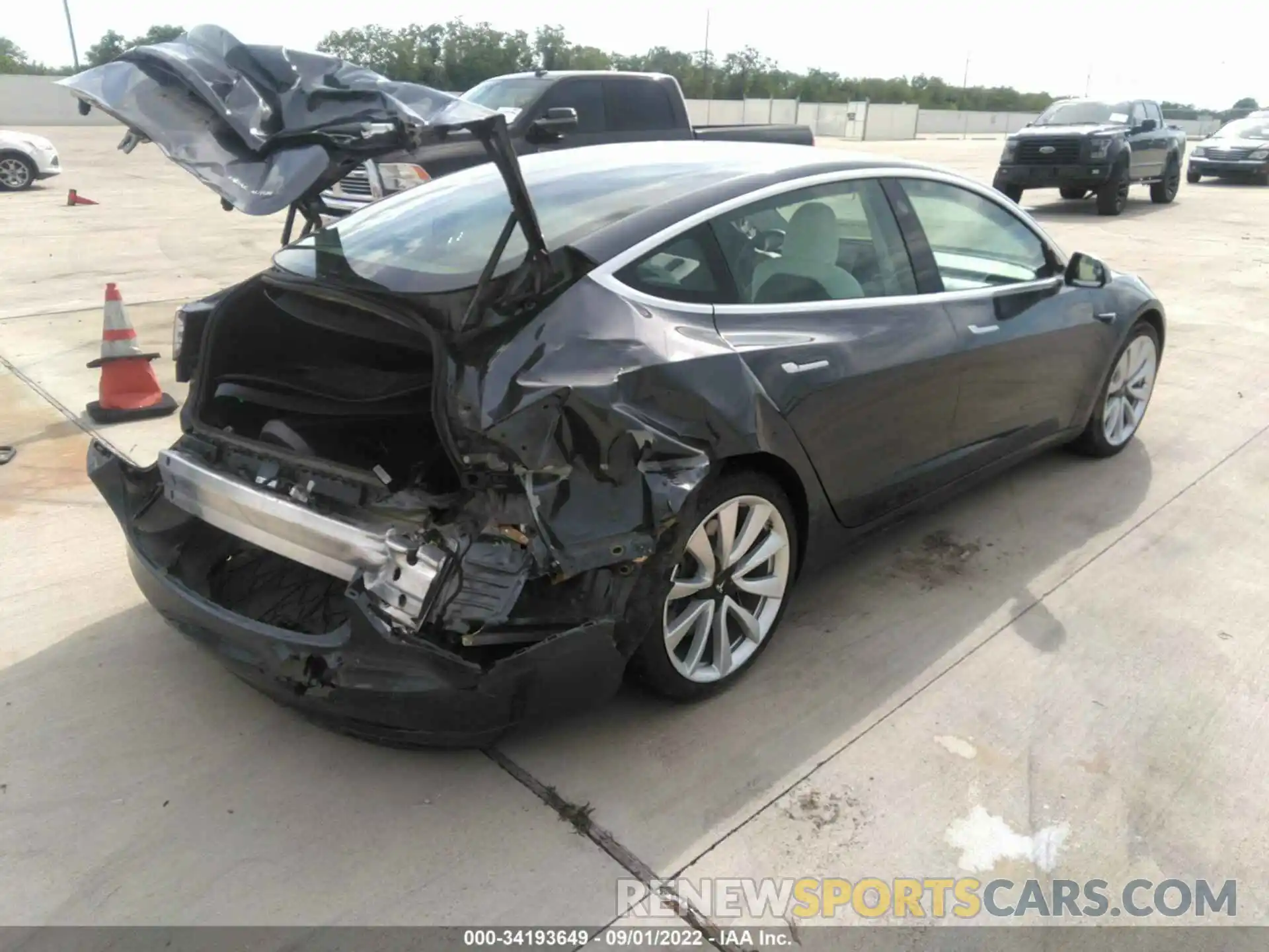 4 Photograph of a damaged car 5YJ3E1EB7KF476894 TESLA MODEL 3 2019