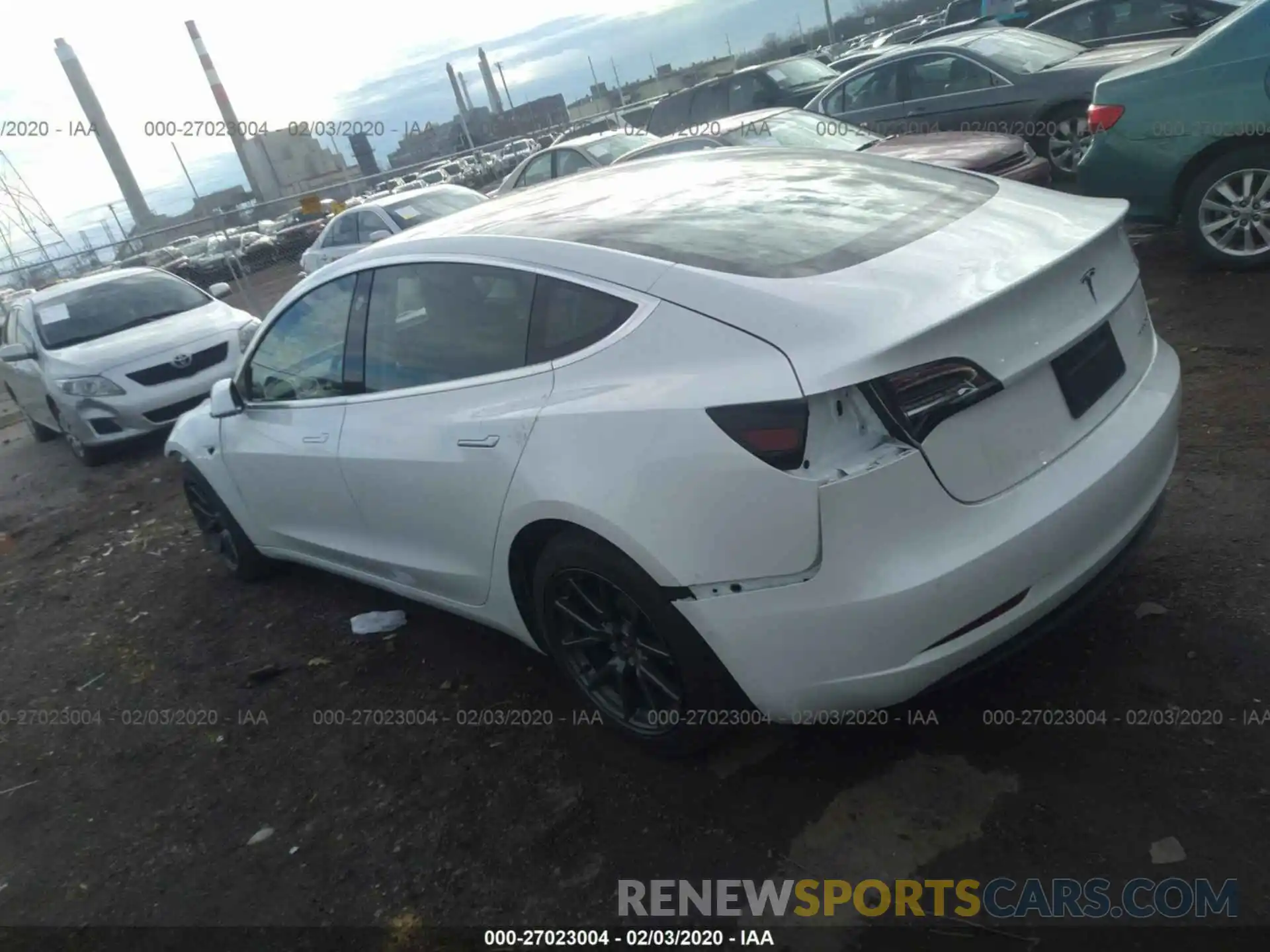 3 Photograph of a damaged car 5YJ3E1EB7KF493212 TESLA MODEL 3 2019