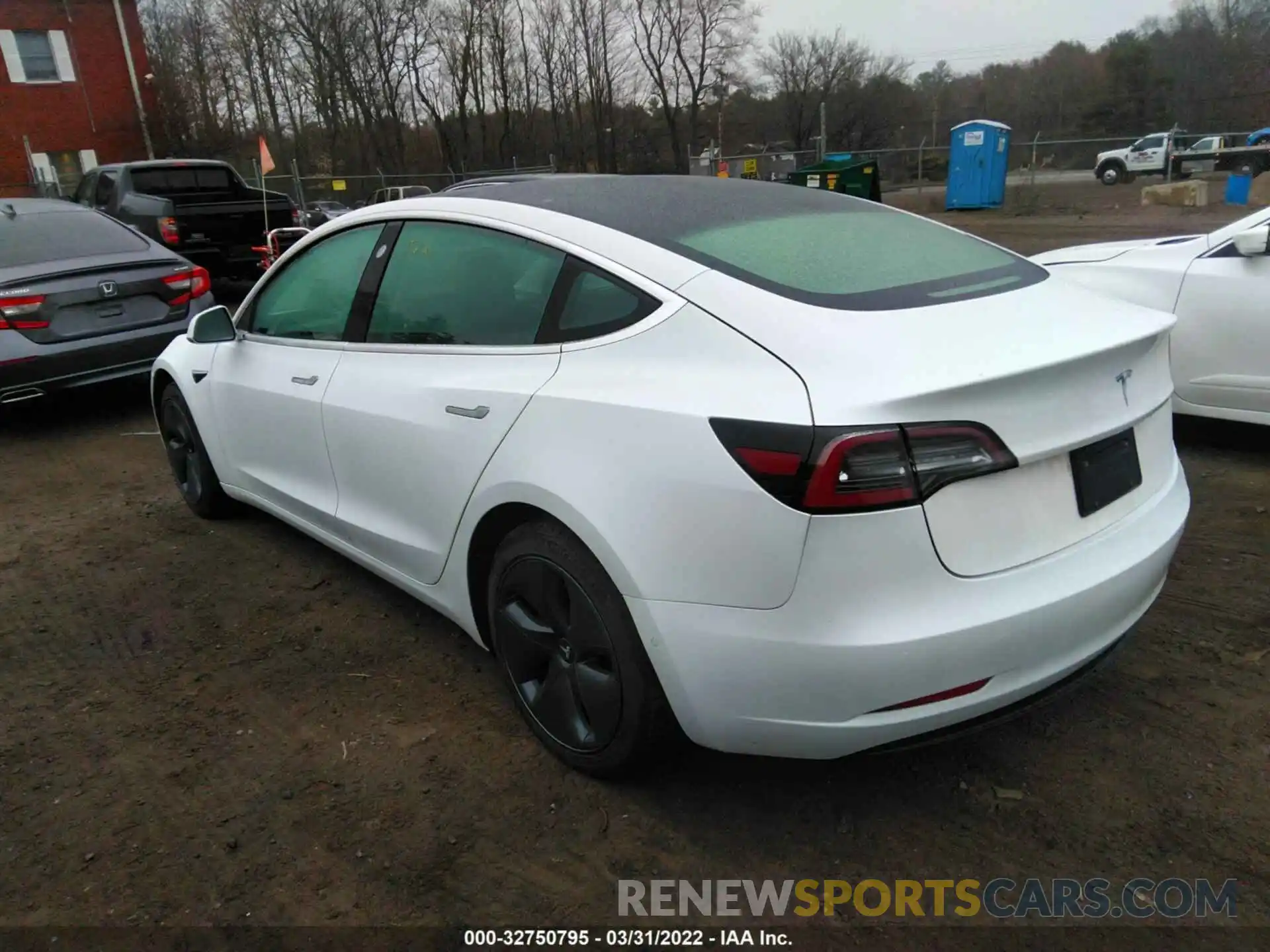 3 Photograph of a damaged car 5YJ3E1EB7KF493310 TESLA MODEL 3 2019