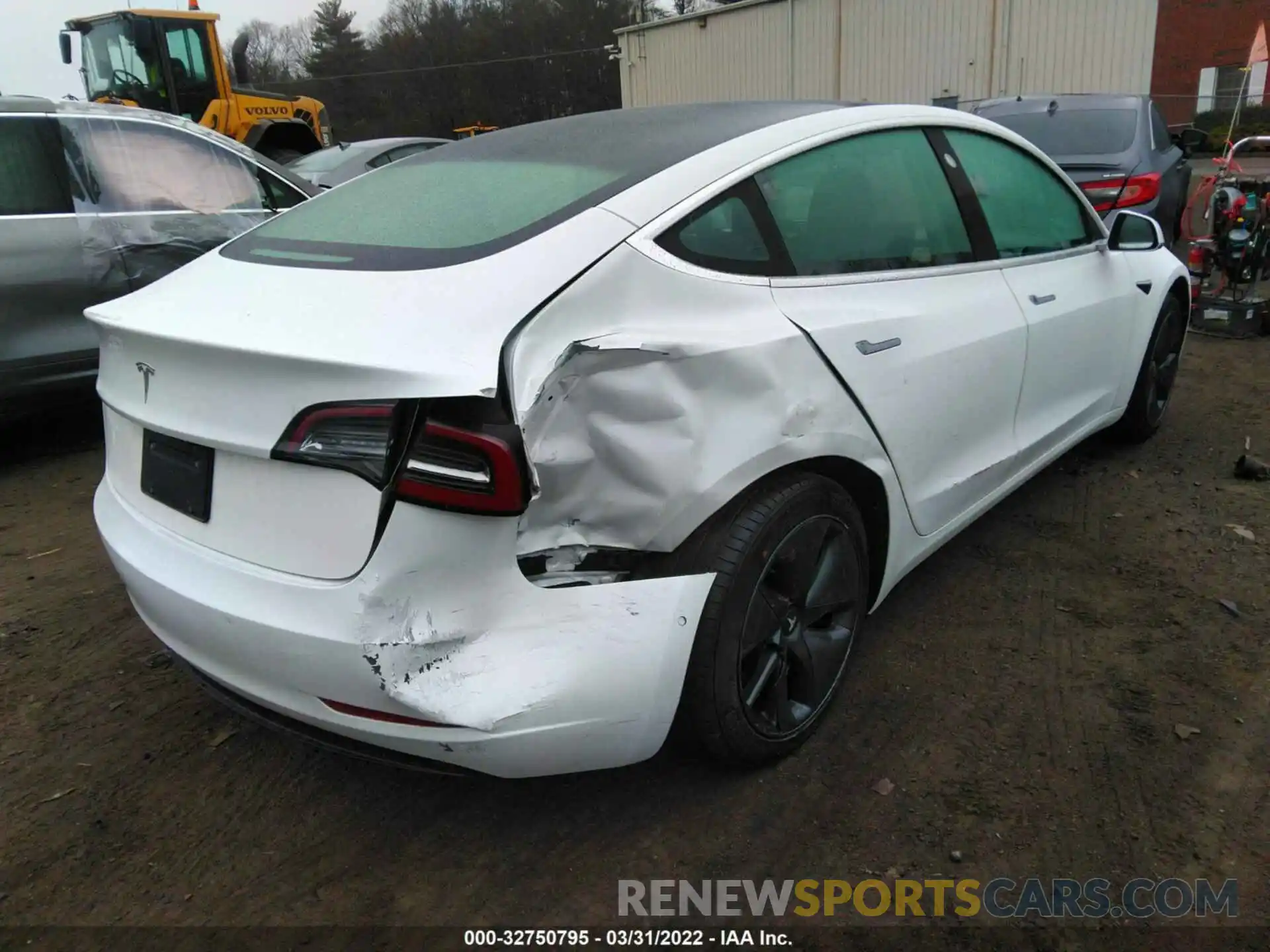 4 Photograph of a damaged car 5YJ3E1EB7KF493310 TESLA MODEL 3 2019