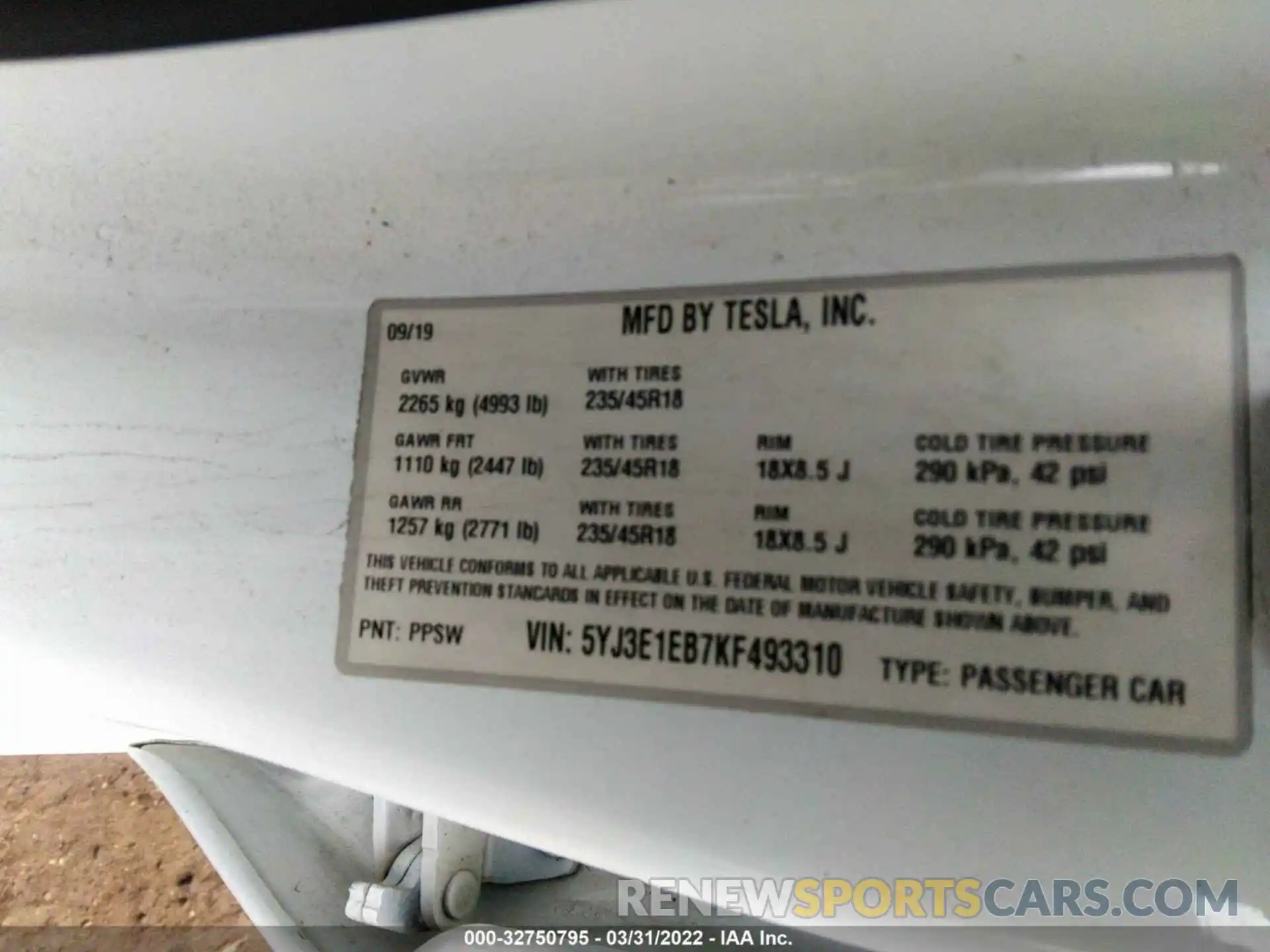 9 Photograph of a damaged car 5YJ3E1EB7KF493310 TESLA MODEL 3 2019