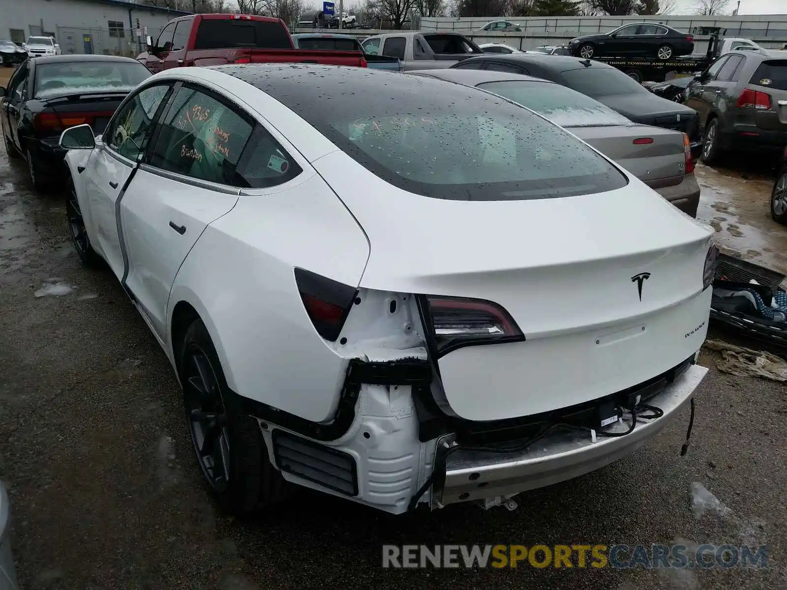 3 Photograph of a damaged car 5YJ3E1EB7KF513068 TESLA MODEL 3 2019