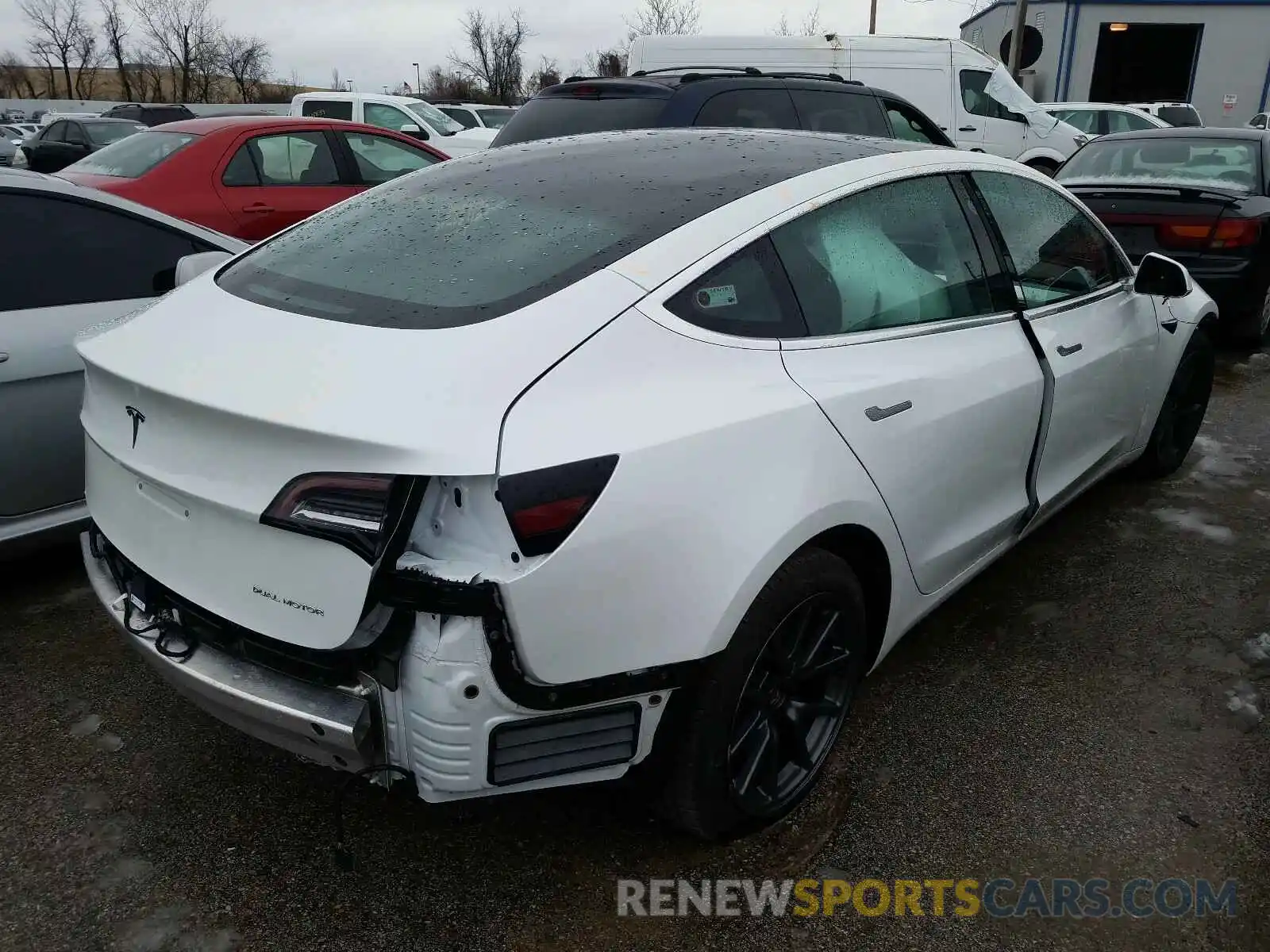 4 Photograph of a damaged car 5YJ3E1EB7KF513068 TESLA MODEL 3 2019