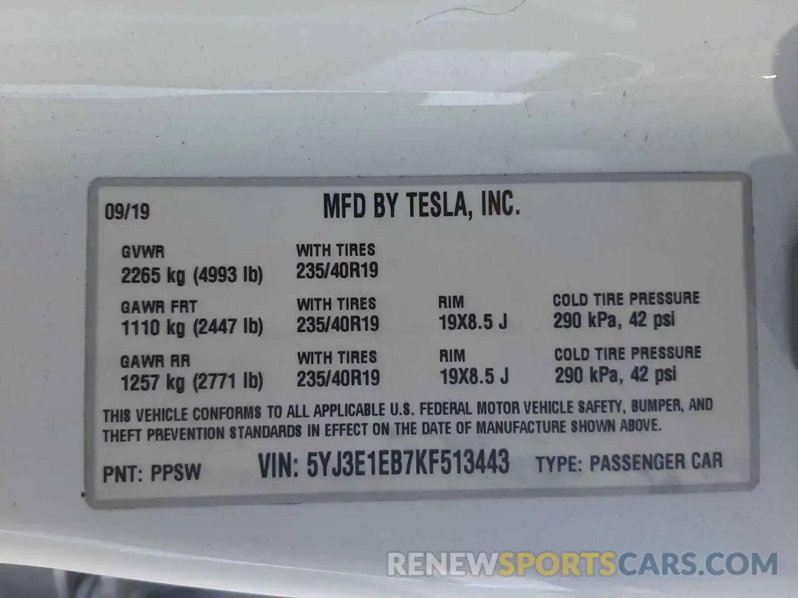 10 Photograph of a damaged car 5YJ3E1EB7KF513443 TESLA MODEL 3 2019