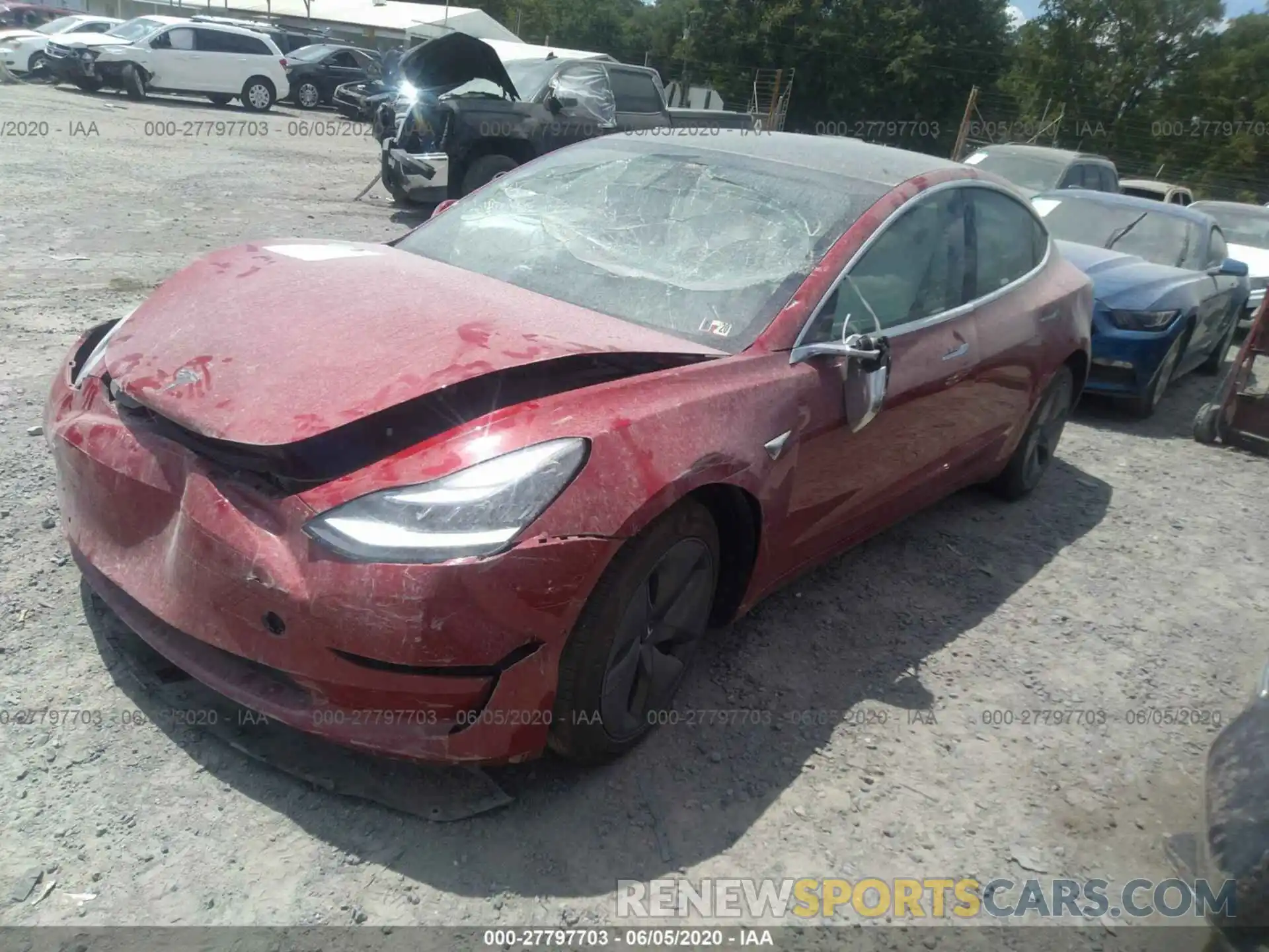 4 Photograph of a damaged car 5YJ3E1EB8KF195199 TESLA MODEL 3 2019