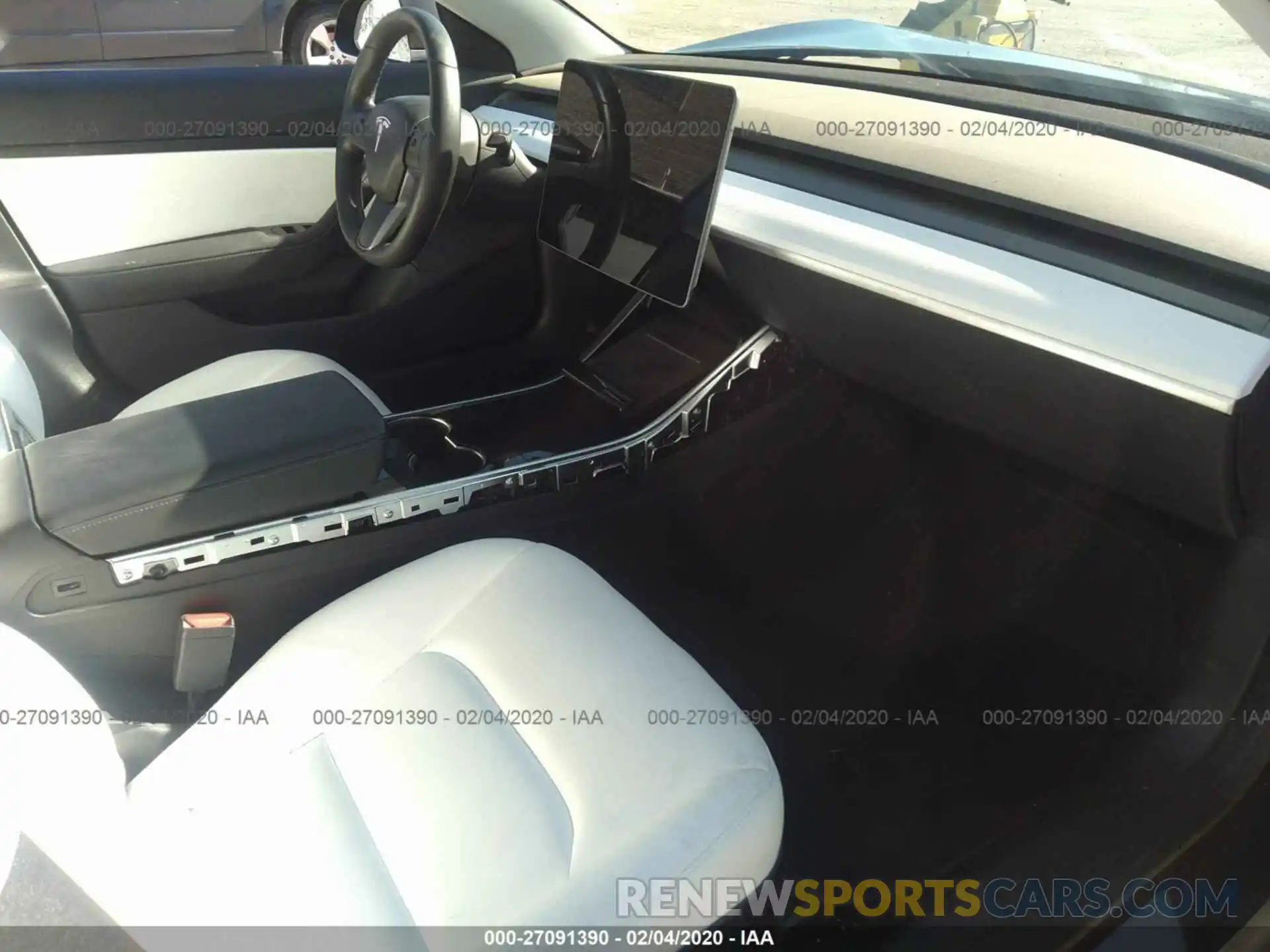 5 Photograph of a damaged car 5YJ3E1EB8KF195669 TESLA MODEL 3 2019