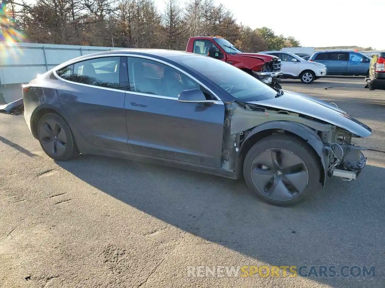 4 Photograph of a damaged car 5YJ3E1EB8KF208579 TESLA MODEL 3 2019