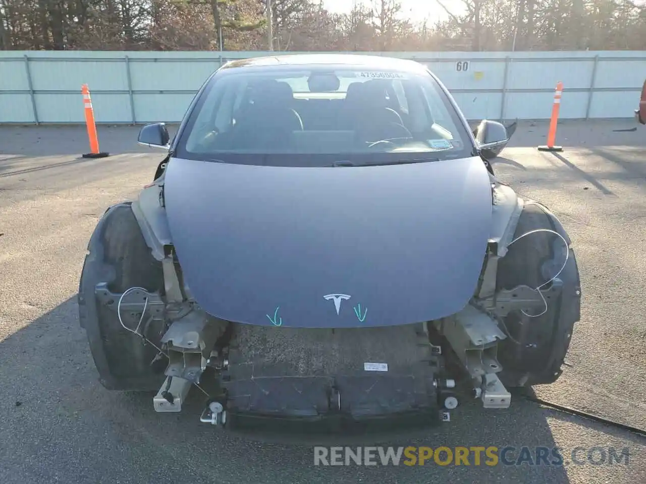 5 Photograph of a damaged car 5YJ3E1EB8KF208579 TESLA MODEL 3 2019