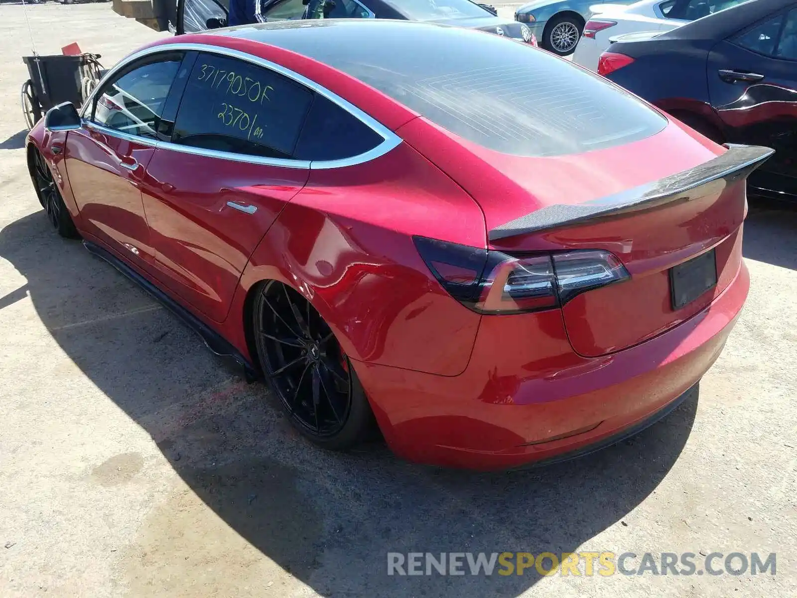 3 Photograph of a damaged car 5YJ3E1EB8KF367327 TESLA MODEL 3 2019