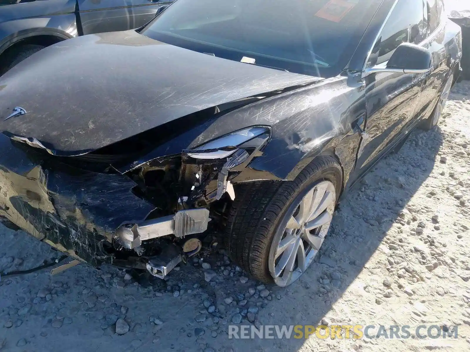 9 Photograph of a damaged car 5YJ3E1EB8KF388615 TESLA MODEL 3 2019