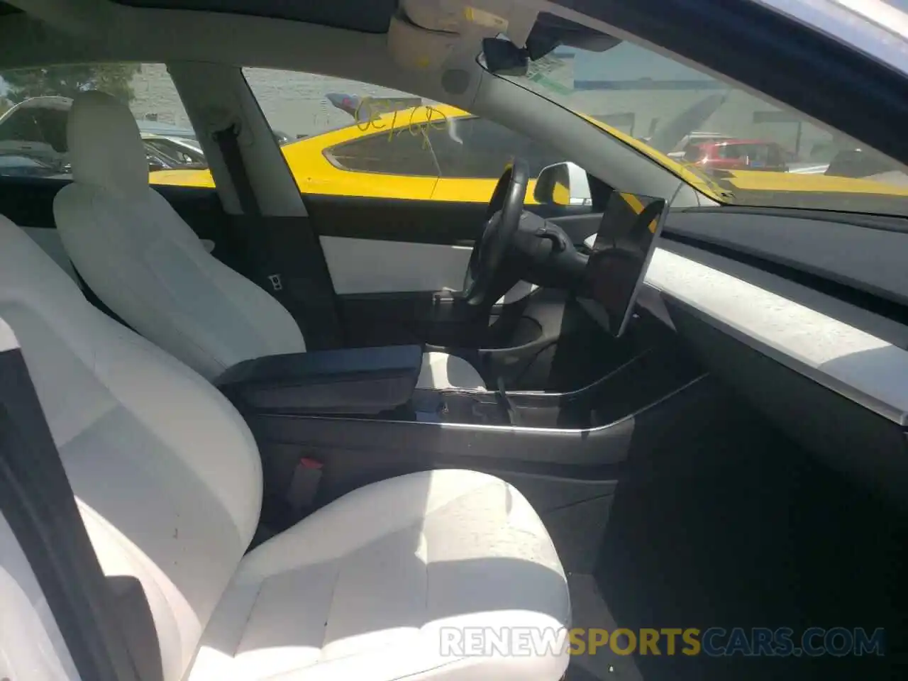 5 Photograph of a damaged car 5YJ3E1EB8KF392227 TESLA MODEL 3 2019