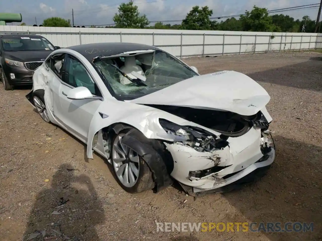 1 Photograph of a damaged car 5YJ3E1EB8KF392535 TESLA MODEL 3 2019