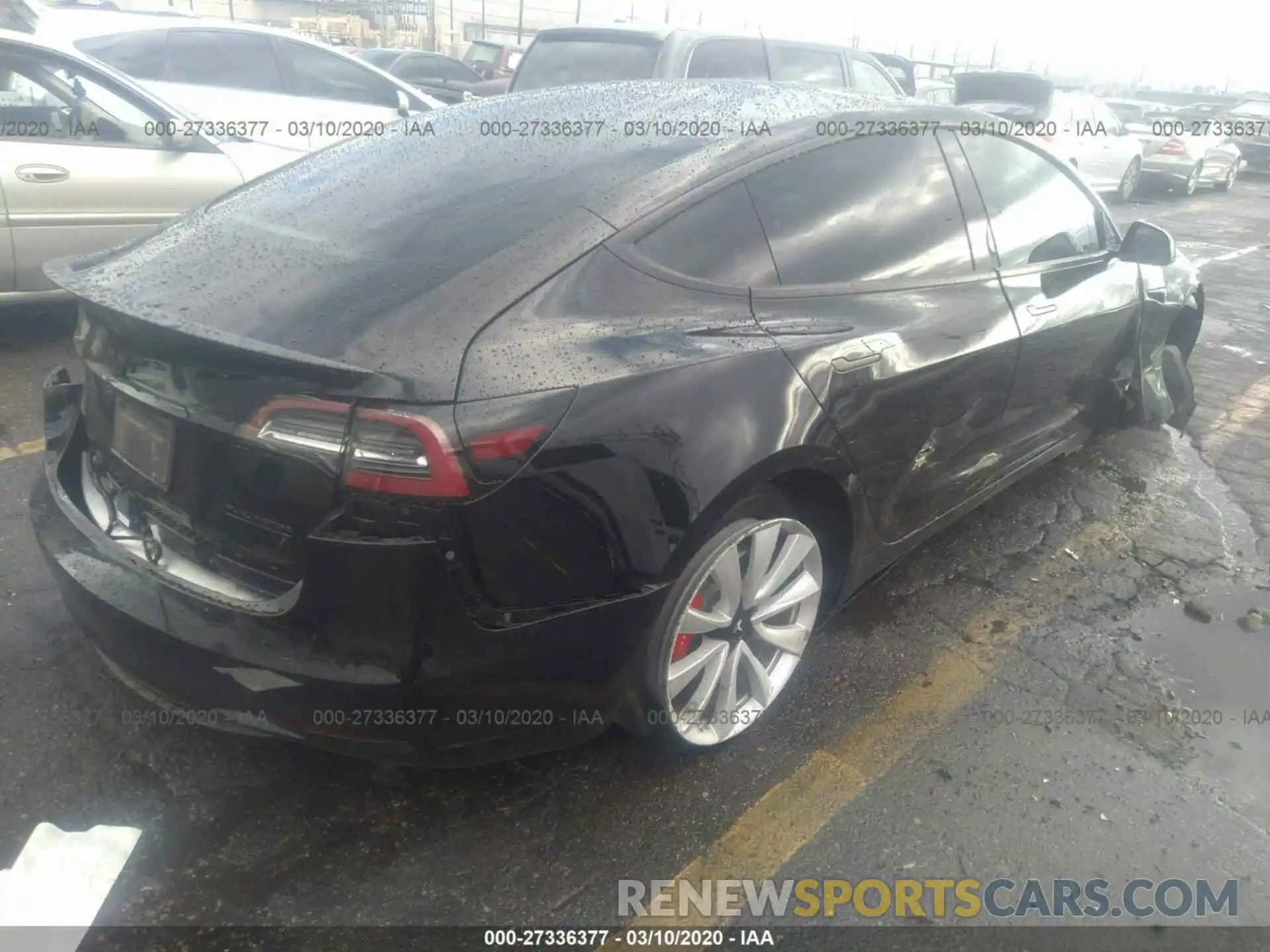 4 Photograph of a damaged car 5YJ3E1EB8KF392616 TESLA MODEL 3 2019