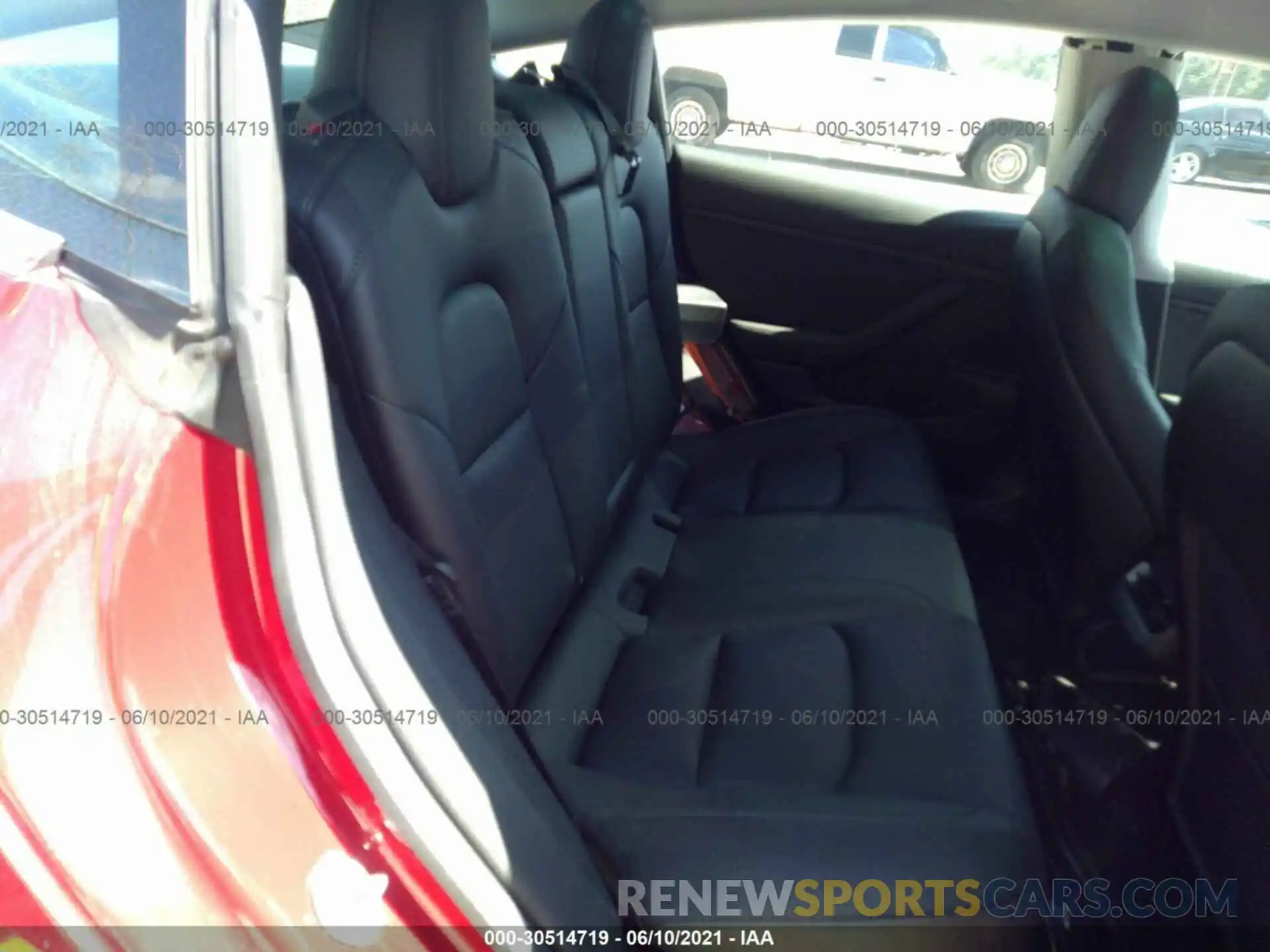 8 Photograph of a damaged car 5YJ3E1EB8KF393037 TESLA MODEL 3 2019