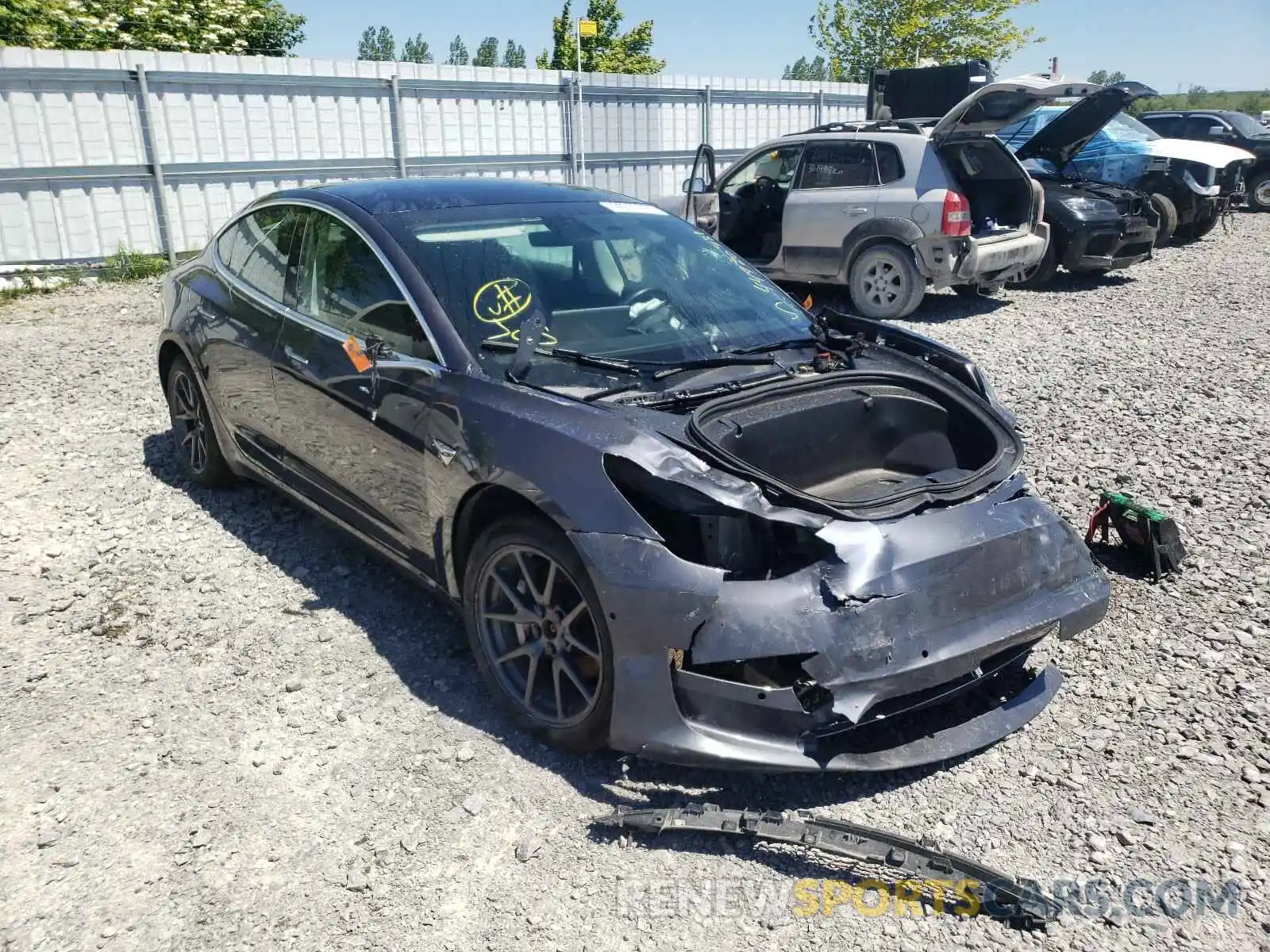 1 Photograph of a damaged car 5YJ3E1EB8KF393846 TESLA MODEL 3 2019