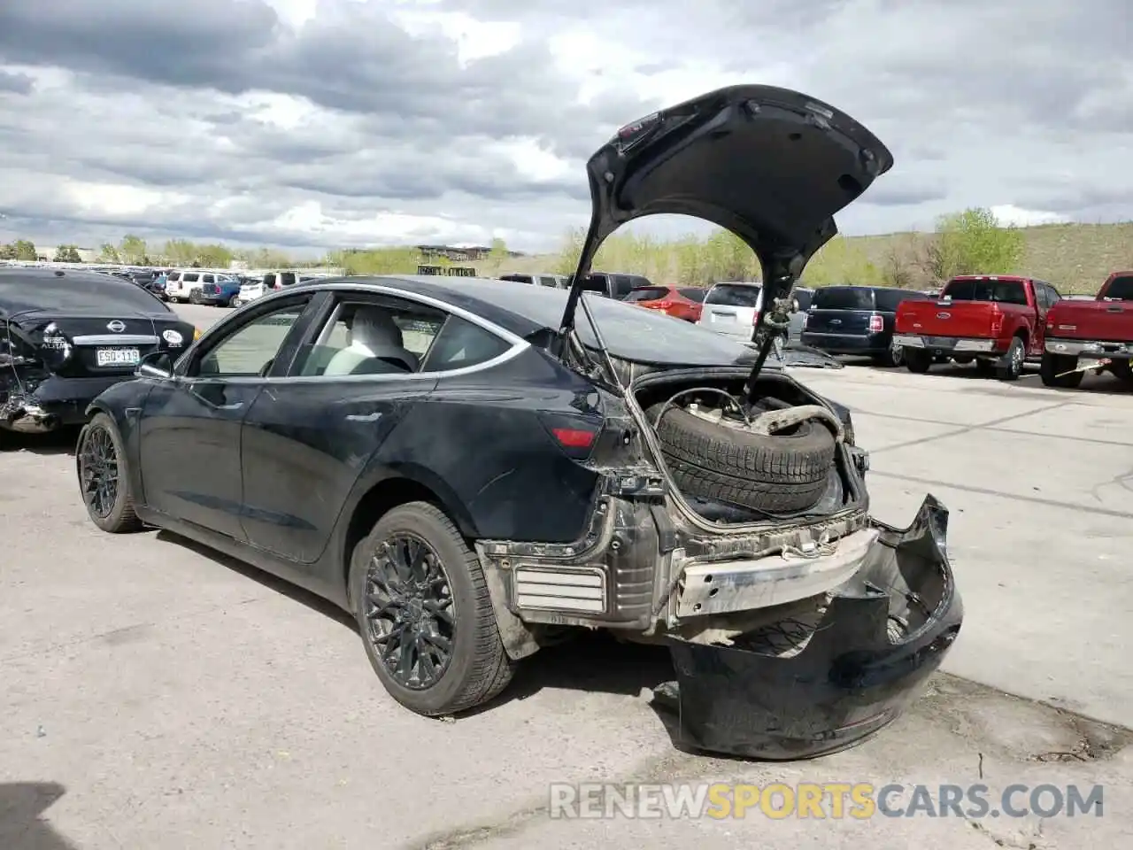 3 Photograph of a damaged car 5YJ3E1EB8KF406952 TESLA MODEL 3 2019