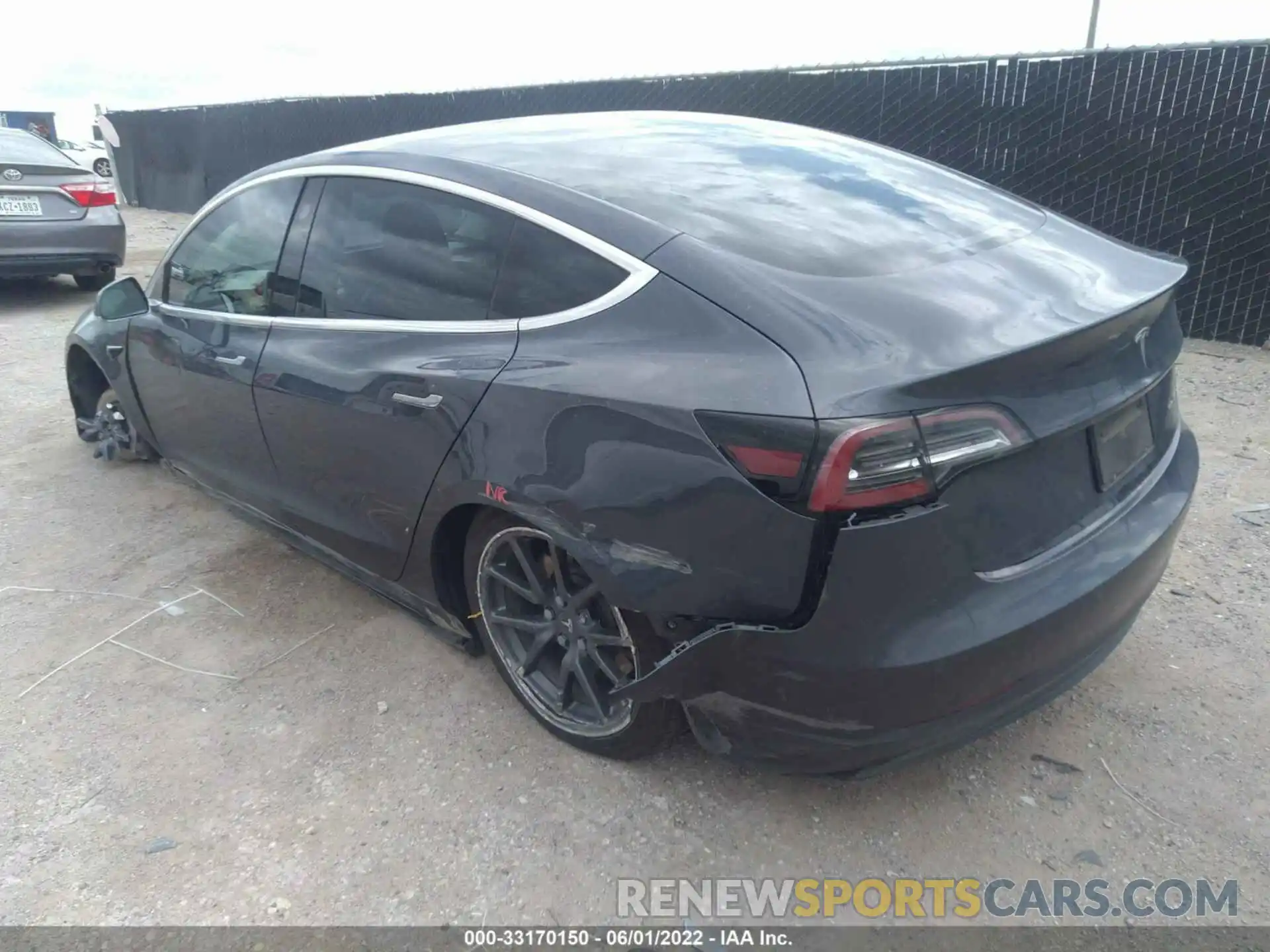 3 Photograph of a damaged car 5YJ3E1EB8KF418132 TESLA MODEL 3 2019