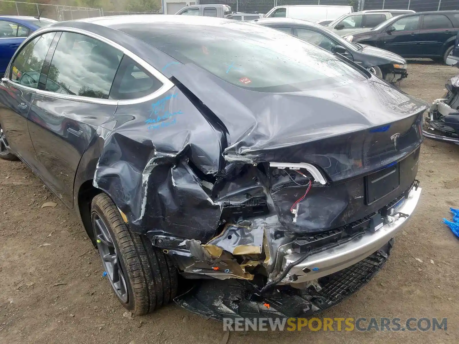 9 Photograph of a damaged car 5YJ3E1EB8KF441989 TESLA MODEL 3 2019