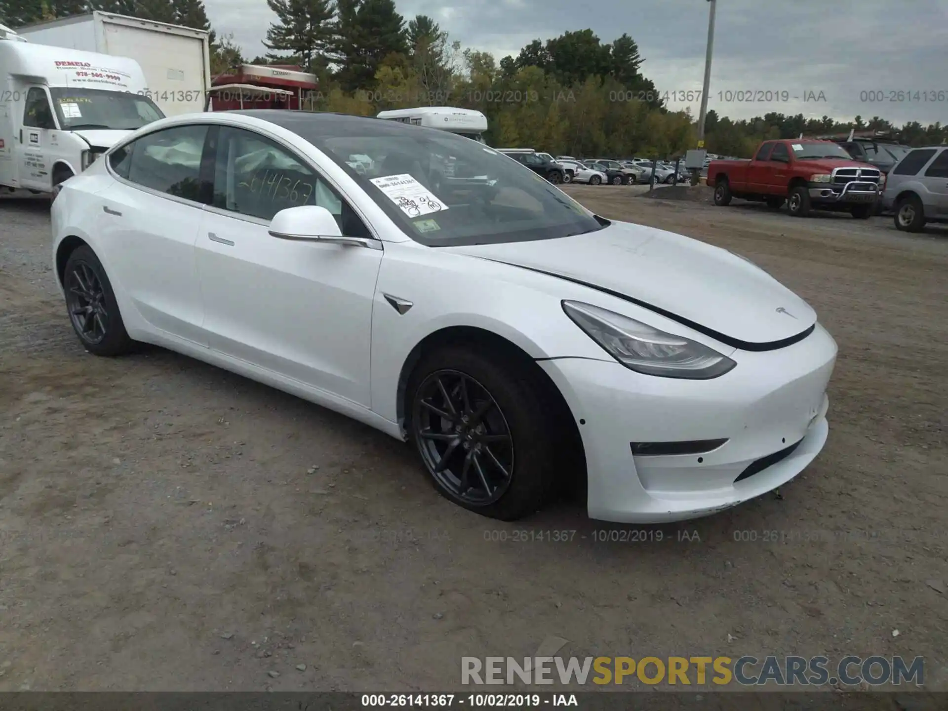 1 Photograph of a damaged car 5YJ3E1EB8KF469226 TESLA MODEL 3 2019