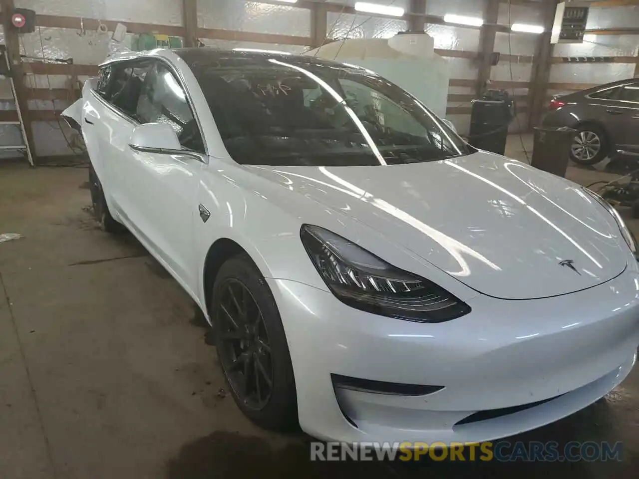 1 Photograph of a damaged car 5YJ3E1EB8KF469890 TESLA MODEL 3 2019