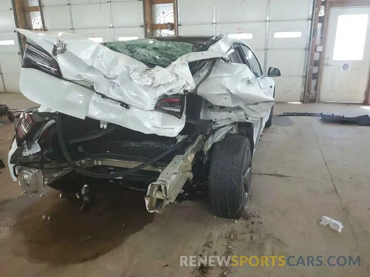 4 Photograph of a damaged car 5YJ3E1EB8KF469890 TESLA MODEL 3 2019