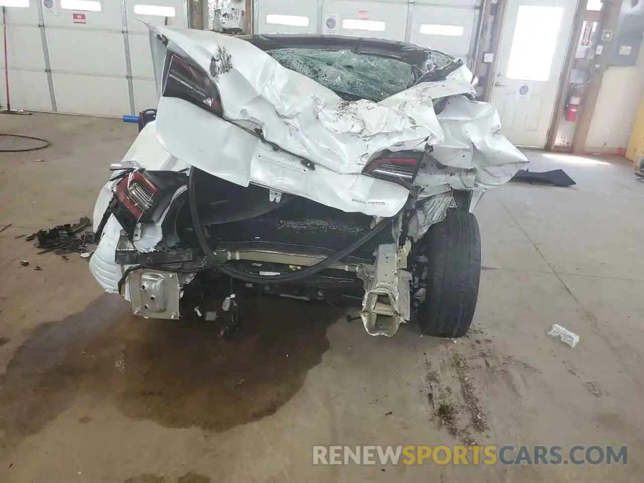 9 Photograph of a damaged car 5YJ3E1EB8KF469890 TESLA MODEL 3 2019