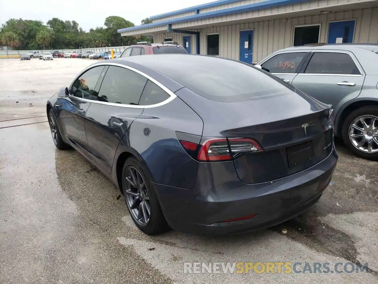 3 Photograph of a damaged car 5YJ3E1EB8KF477360 TESLA MODEL 3 2019