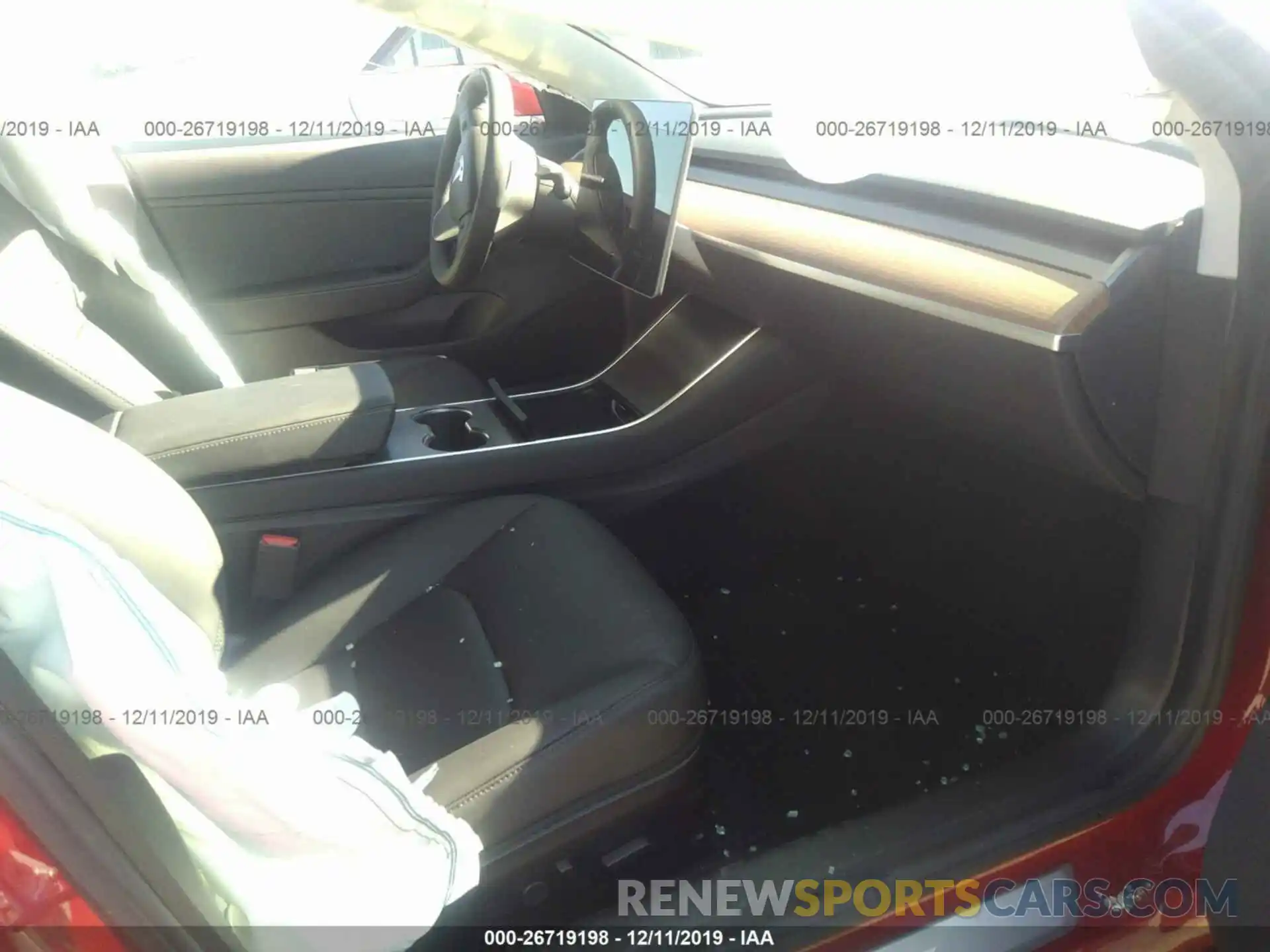 5 Photograph of a damaged car 5YJ3E1EB8KF492828 TESLA MODEL 3 2019