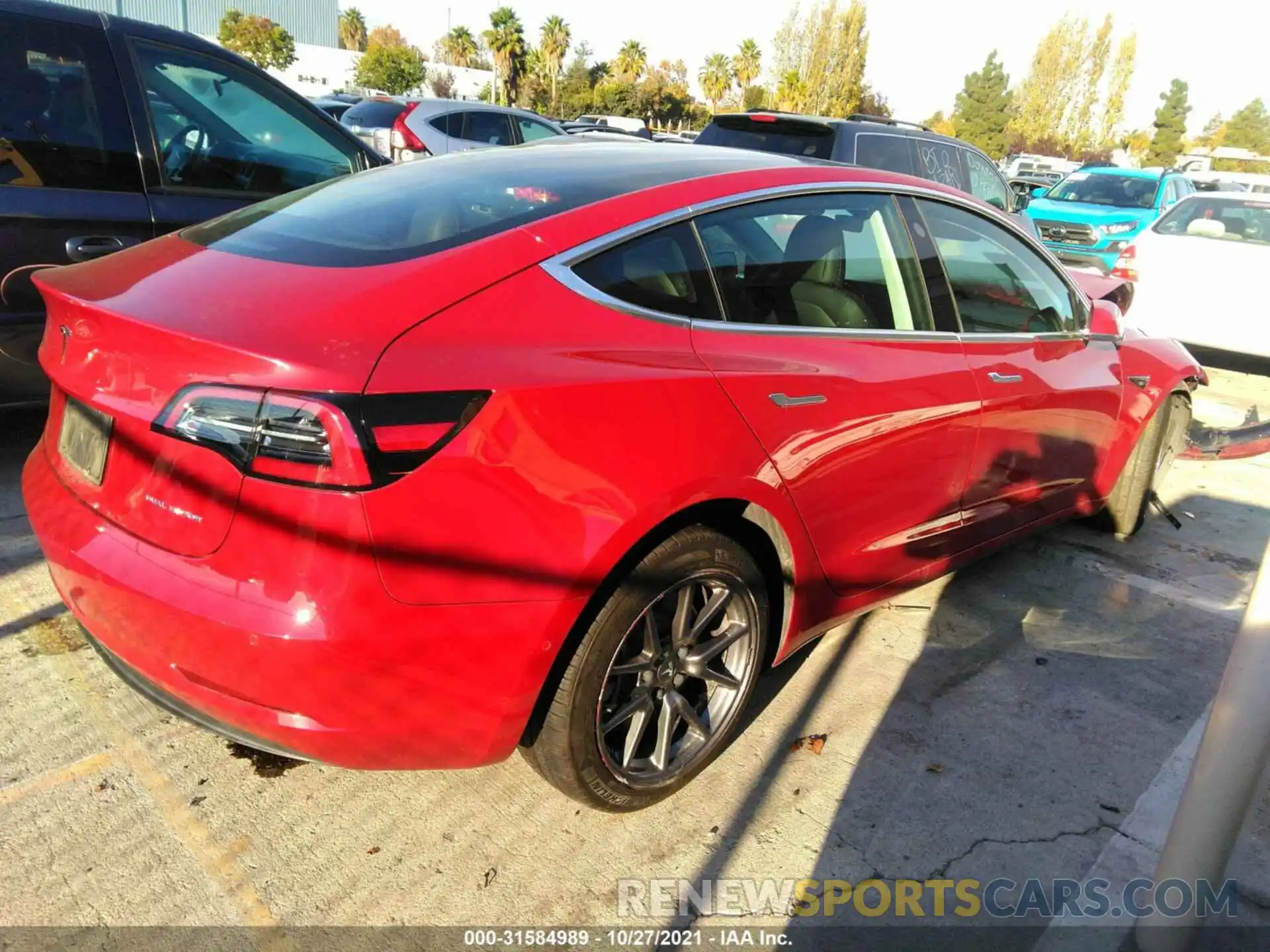 4 Photograph of a damaged car 5YJ3E1EB8KF492845 TESLA MODEL 3 2019