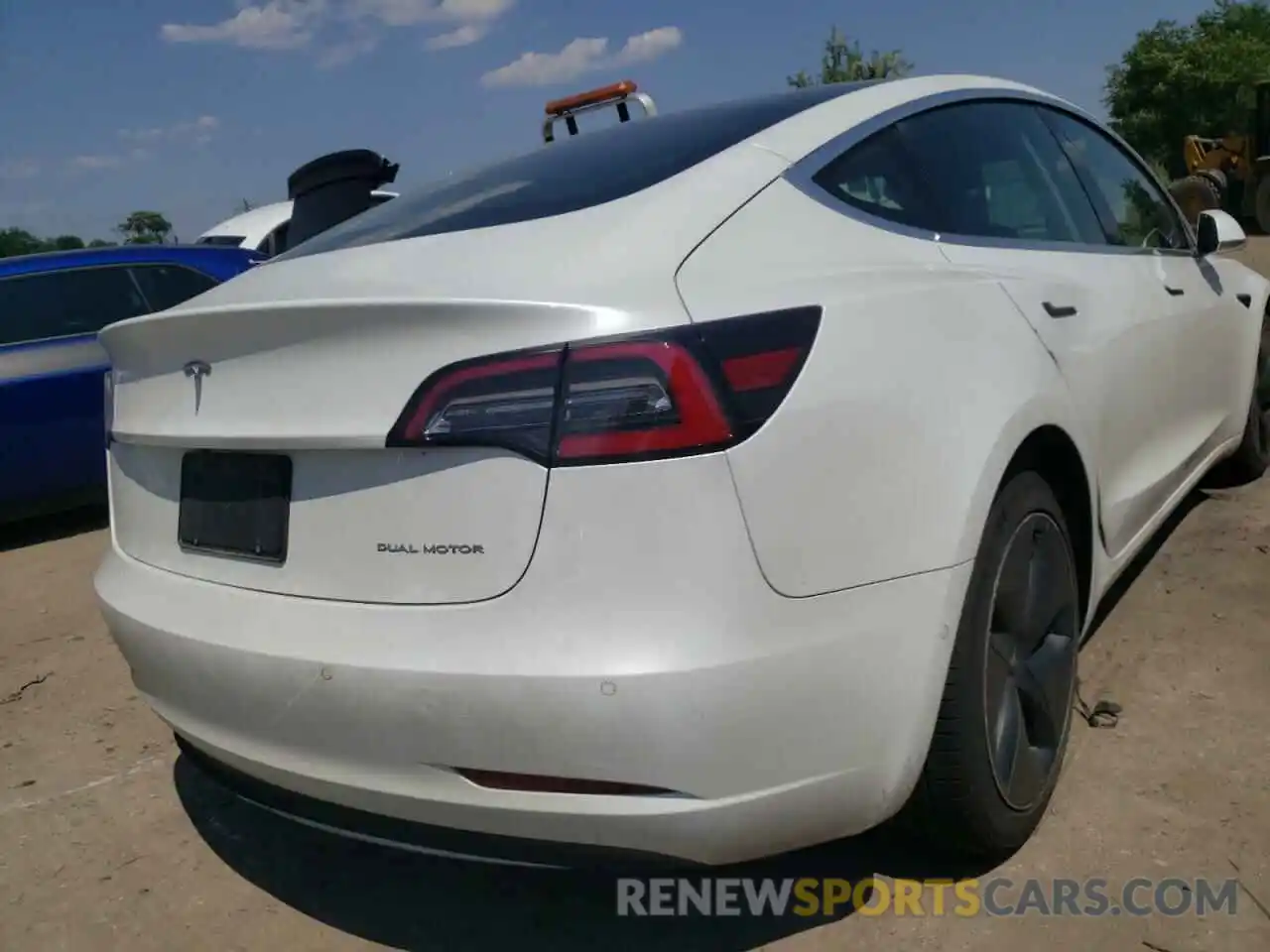 4 Photograph of a damaged car 5YJ3E1EB8KF493493 TESLA MODEL 3 2019