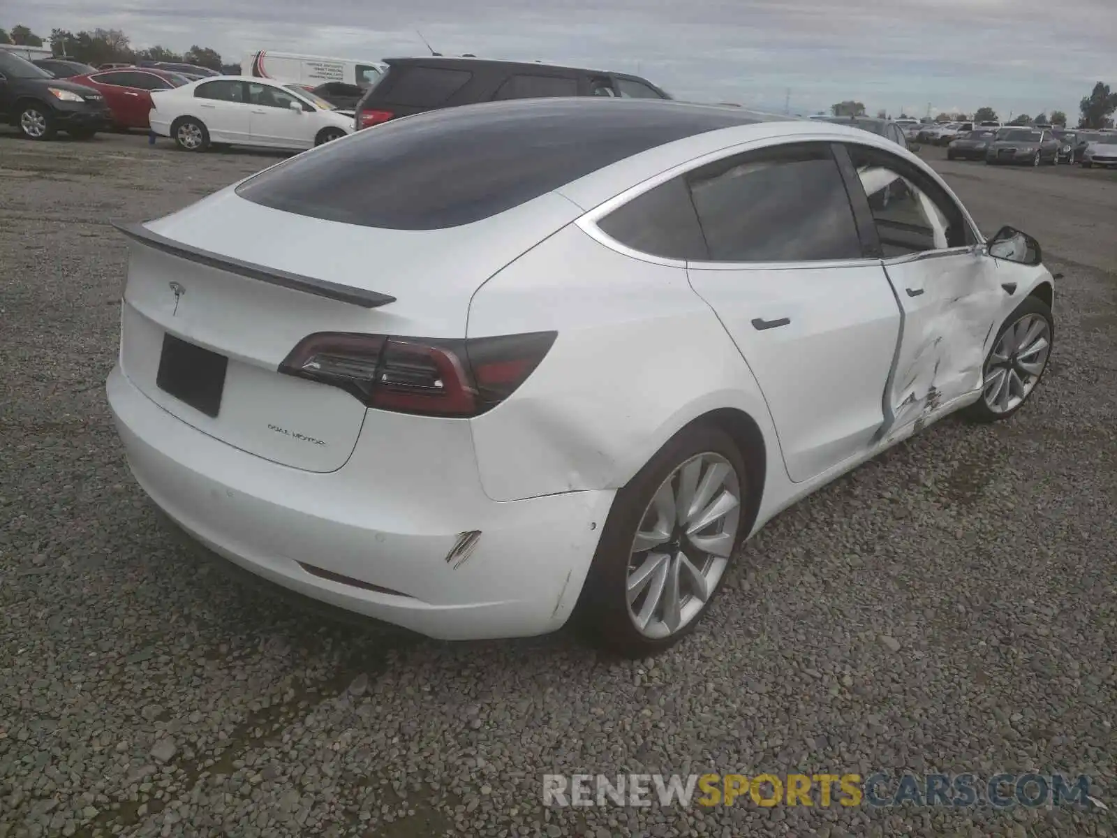 4 Photograph of a damaged car 5YJ3E1EB8KF512513 TESLA MODEL 3 2019