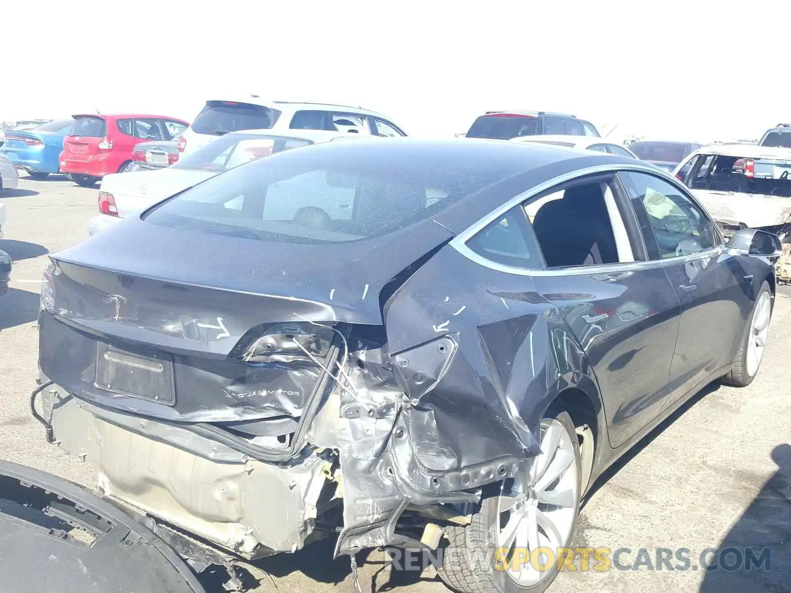 4 Photograph of a damaged car 5YJ3E1EB8KF521597 TESLA MODEL 3 2019
